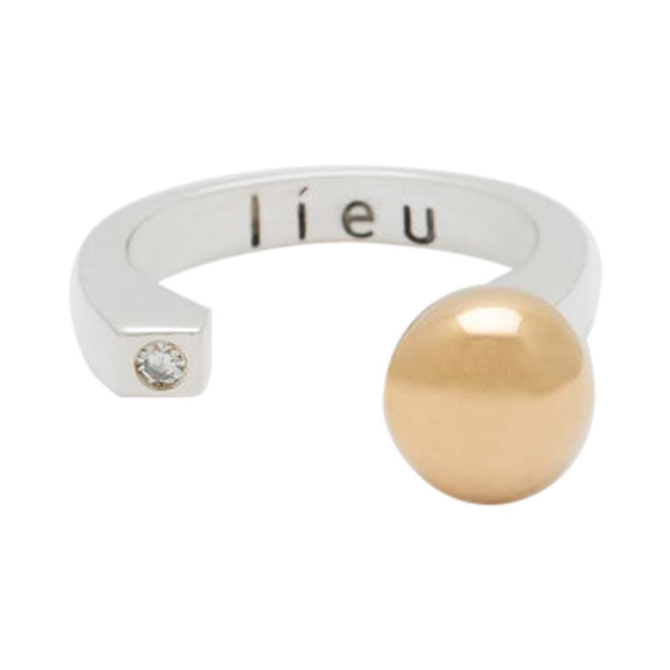 Exclusive Líeu Orbit Ring in 925 Sterling Silver with Brilliant Cut Diamond For Sale