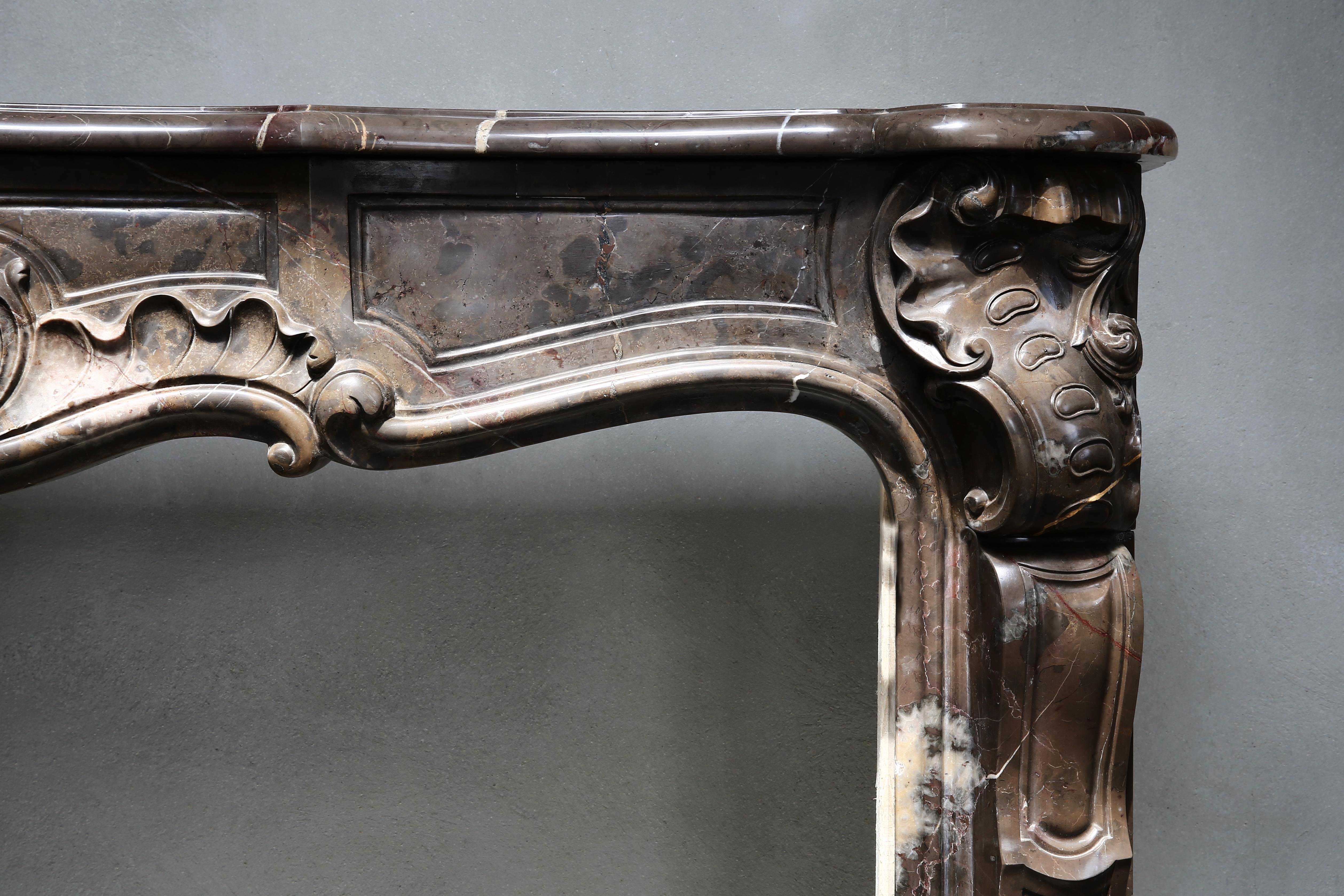 French Exclusive Mantel of Marbre de Boulogne in Style of Louis XV For Sale