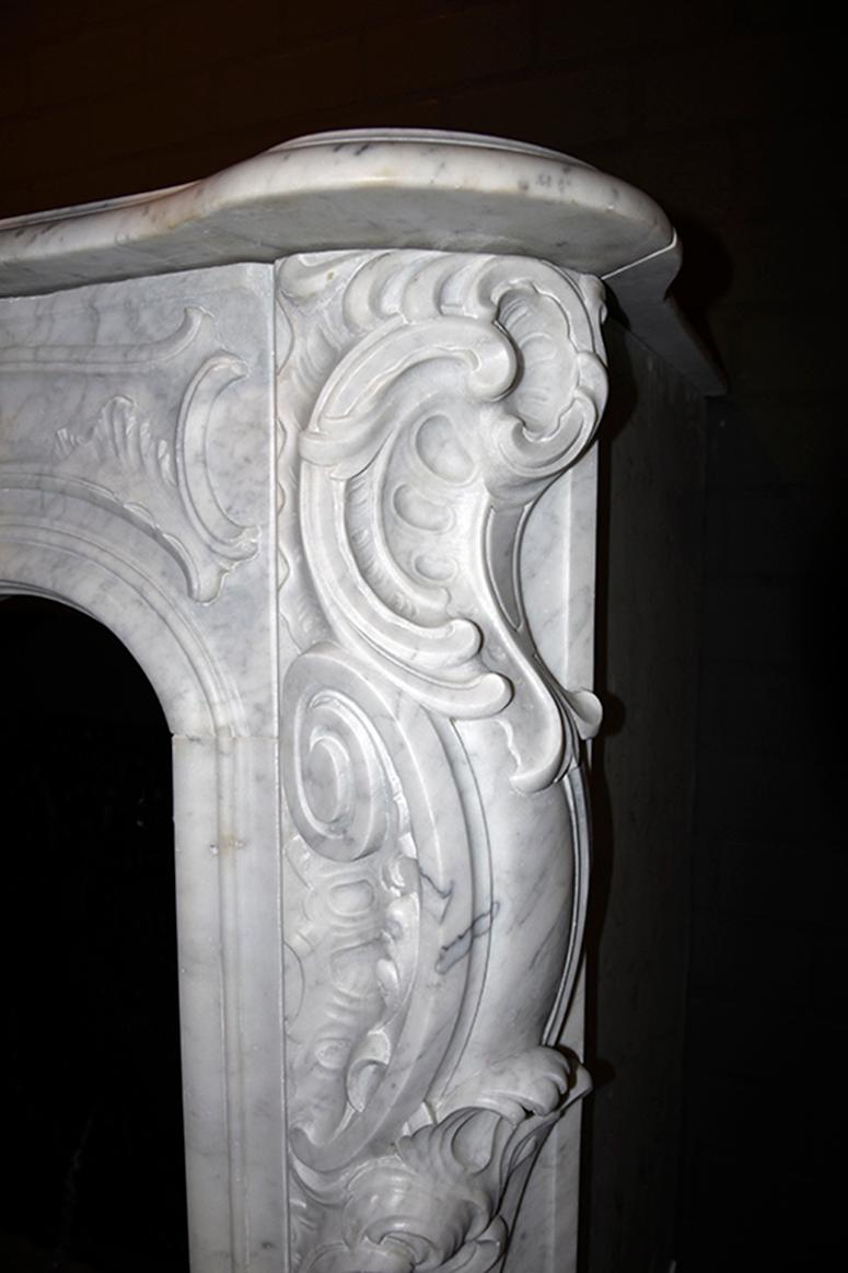 Exclusive Marble Fireplace Mantel, 19th Century In Good Condition In Udenhout, NL