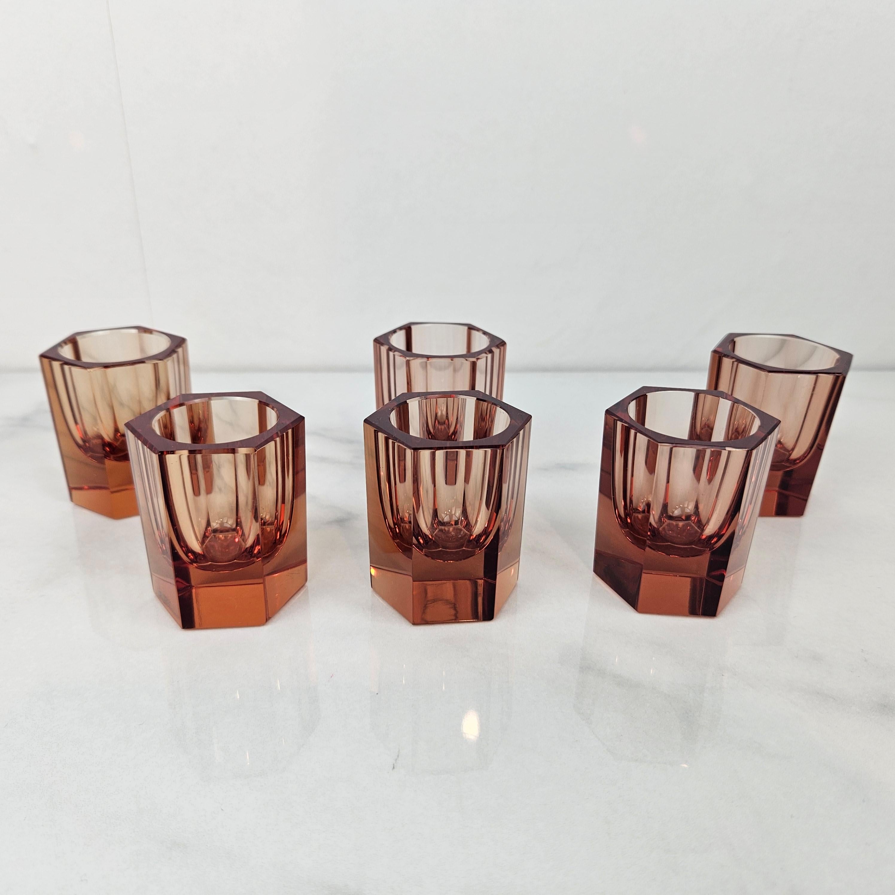 Romantique Cristal exclusif de Moser - Ensemble de 6 verres ambrés à facettes, Tchécoslovaquie, années 1920 en vente