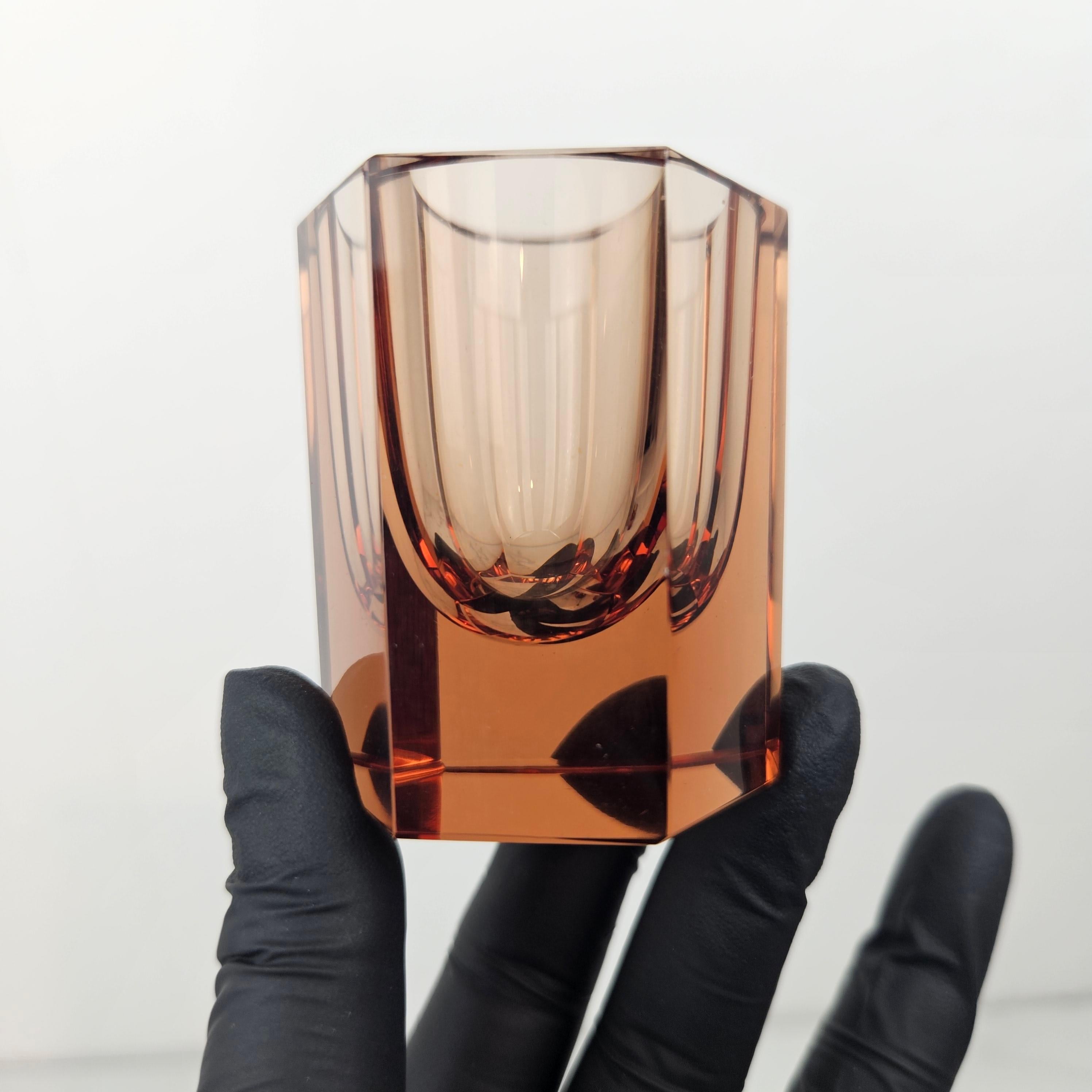Cristal exclusif de Moser - Ensemble de 6 verres ambrés à facettes, Tchécoslovaquie, années 1920 en vente 1