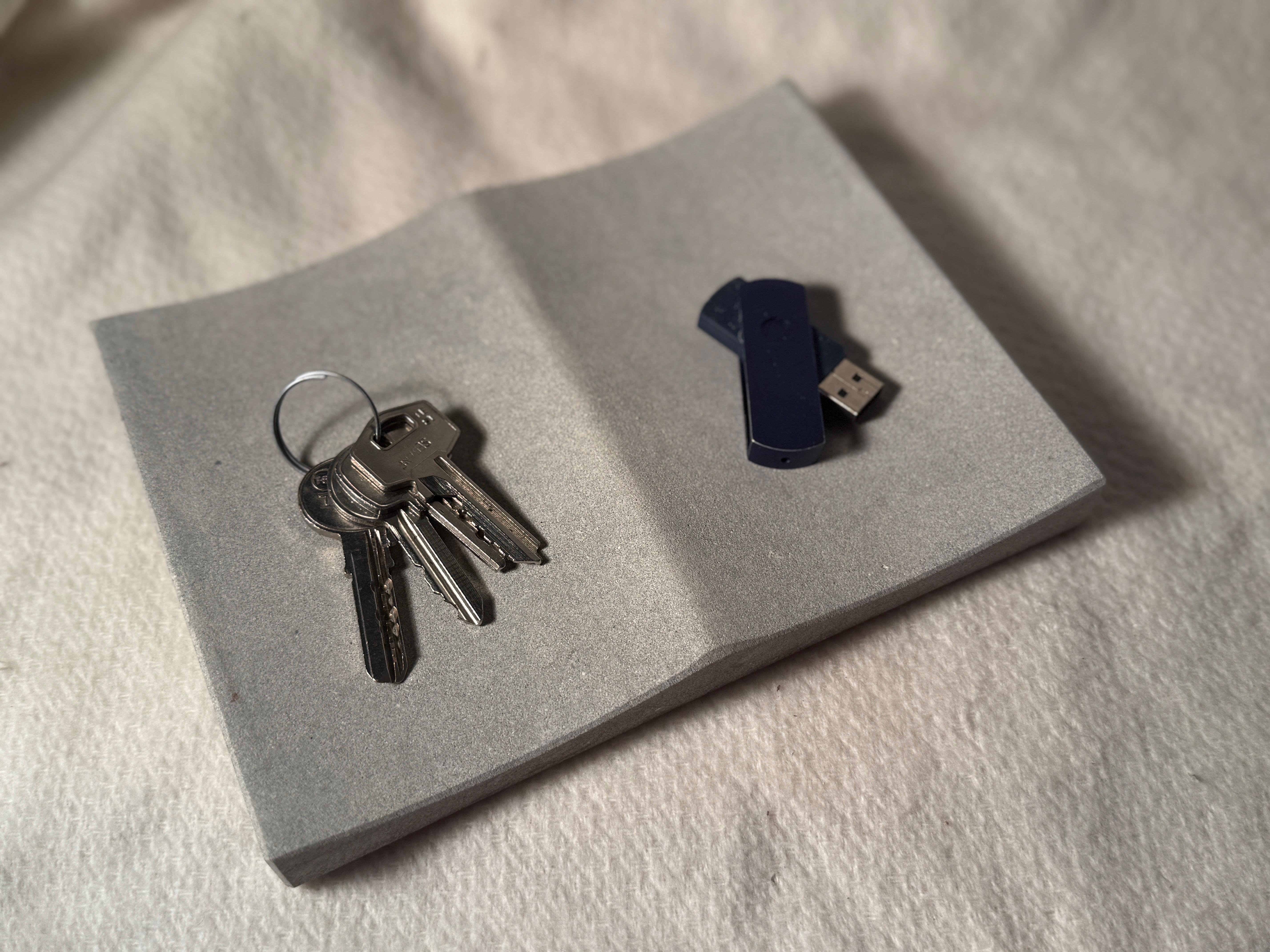 Exclusive Natural Stone Luxury Jewelry Tray Bateig Marble Unique Design Double For Sale 9