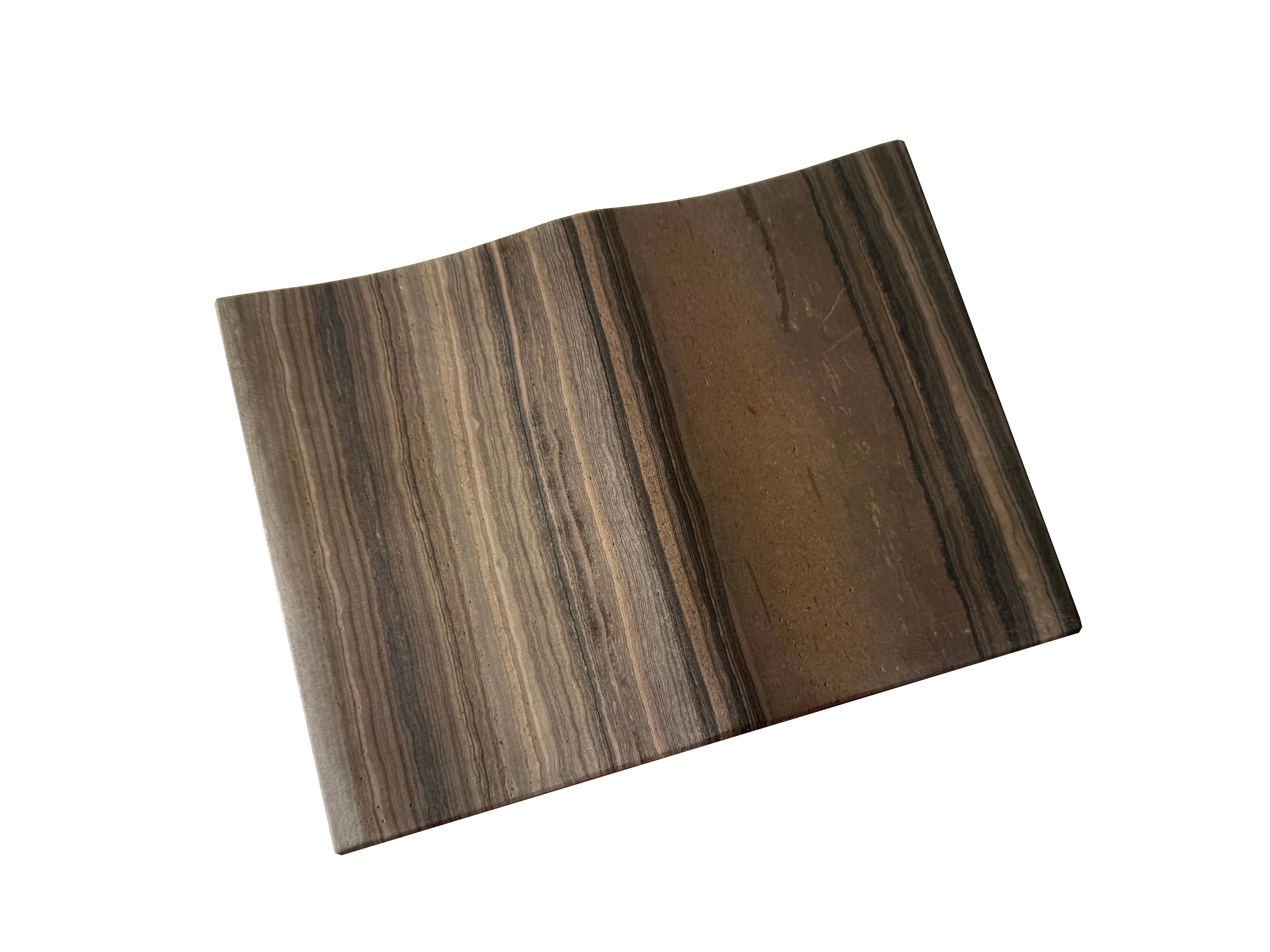 Esclusivo vassoio per gioielli di lusso in pietra naturale Wengué Marble Meddel Design Minimal in vendita 3