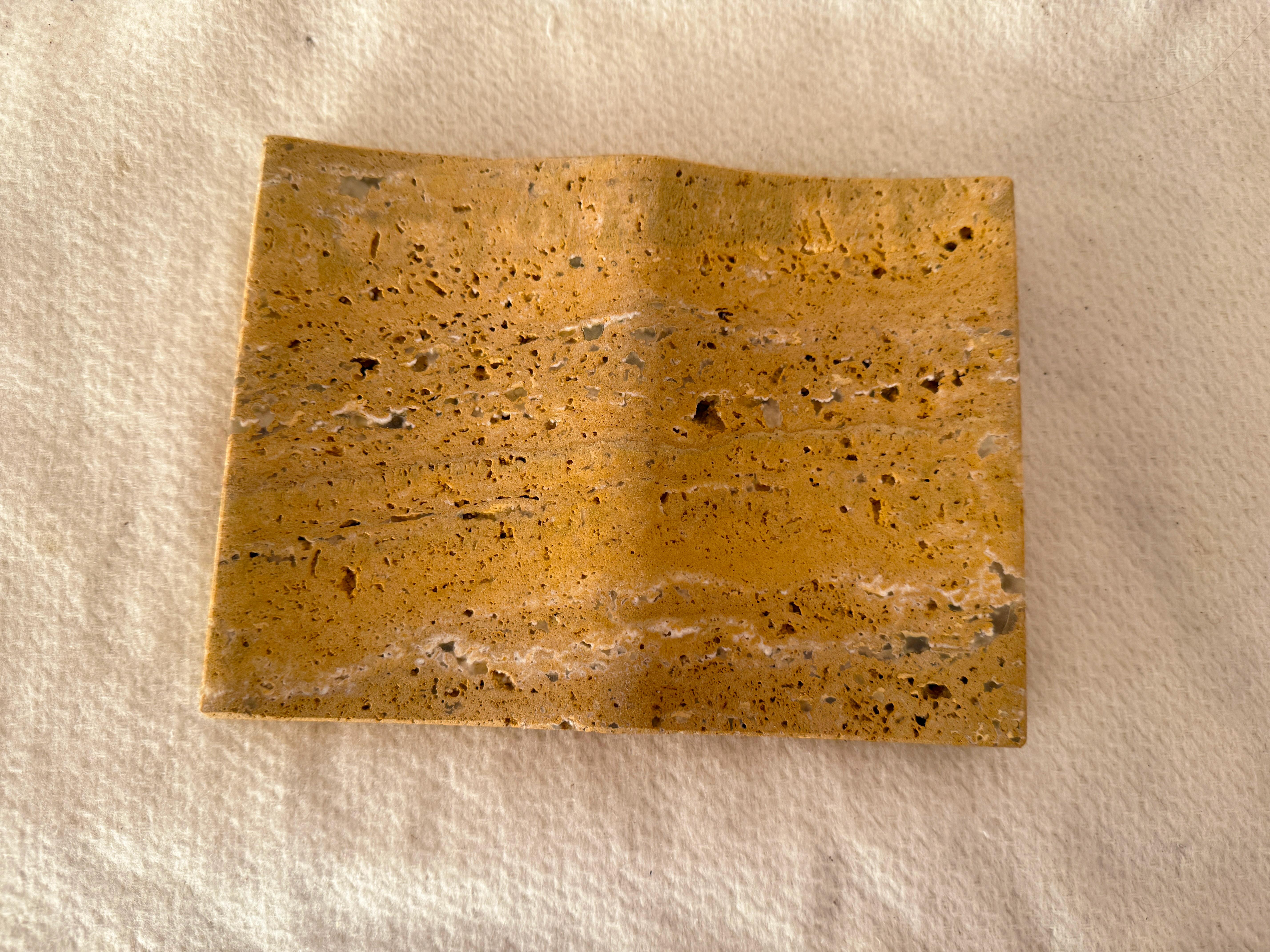 Exclusive Persian Yellow Travertine Luxury Jewelry Tray Minimalist Design In New Condition For Sale In VALVERDE DEL MAJANO, CL