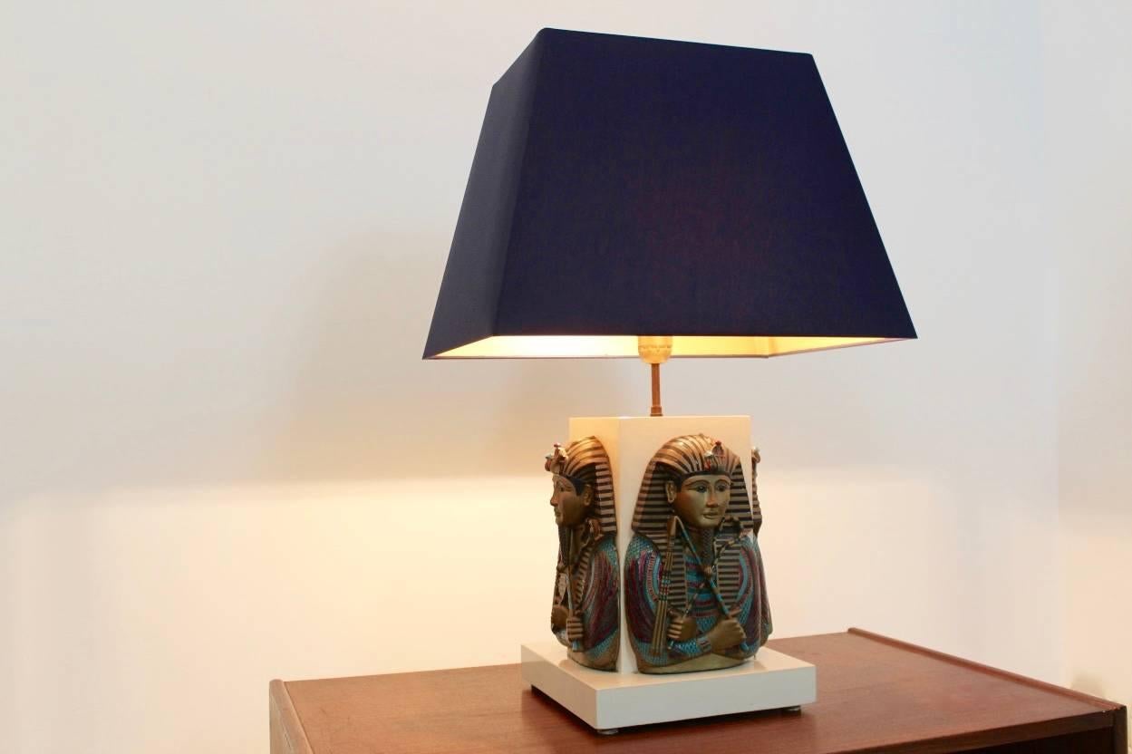 Exklusive Pharaoh Toetanchamon-Tischlampe, Frankreich 1950er Jahre (20. Jahrhundert) im Angebot