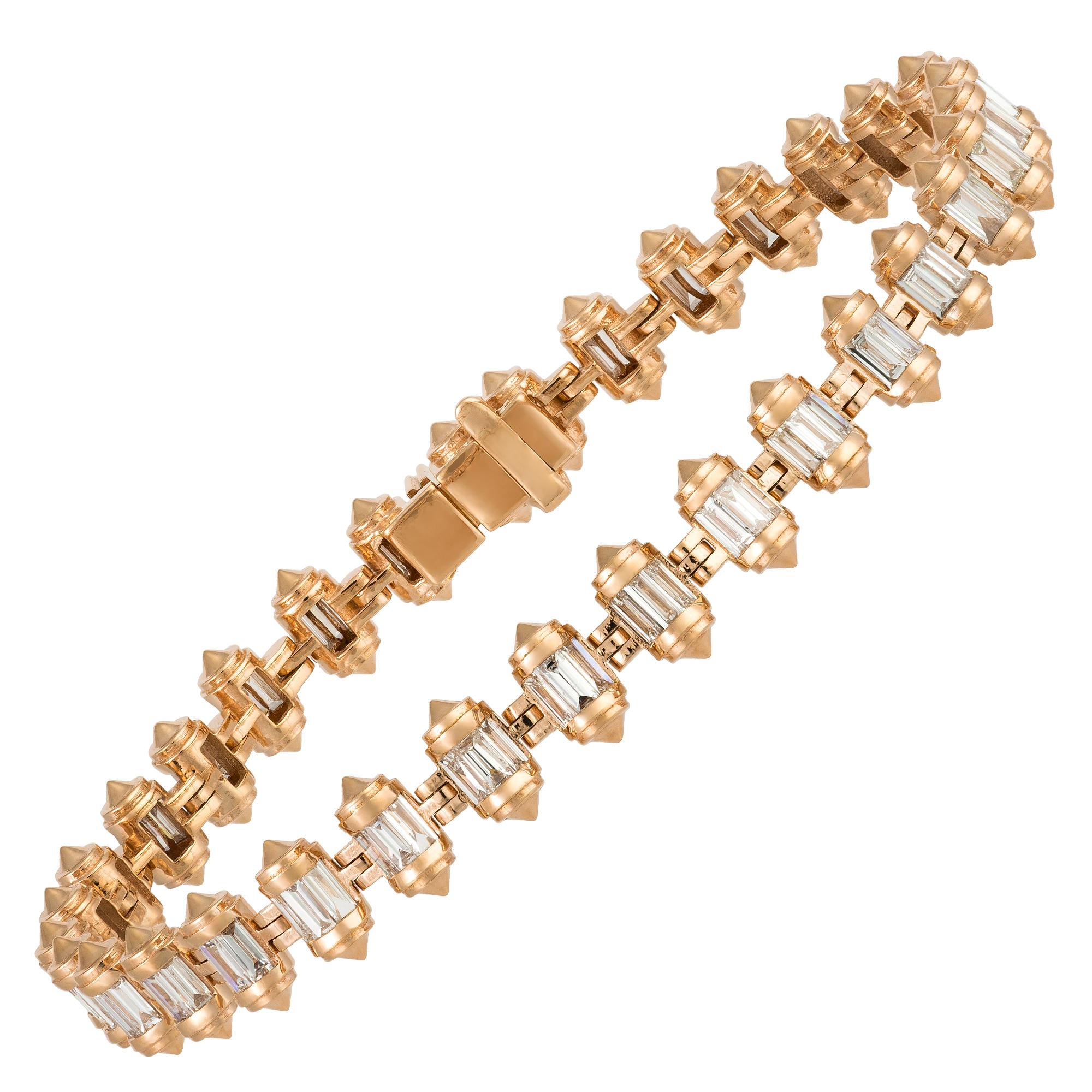 Moderne Bracelet exclusif en or rose 18K avec diamant pour elle en vente