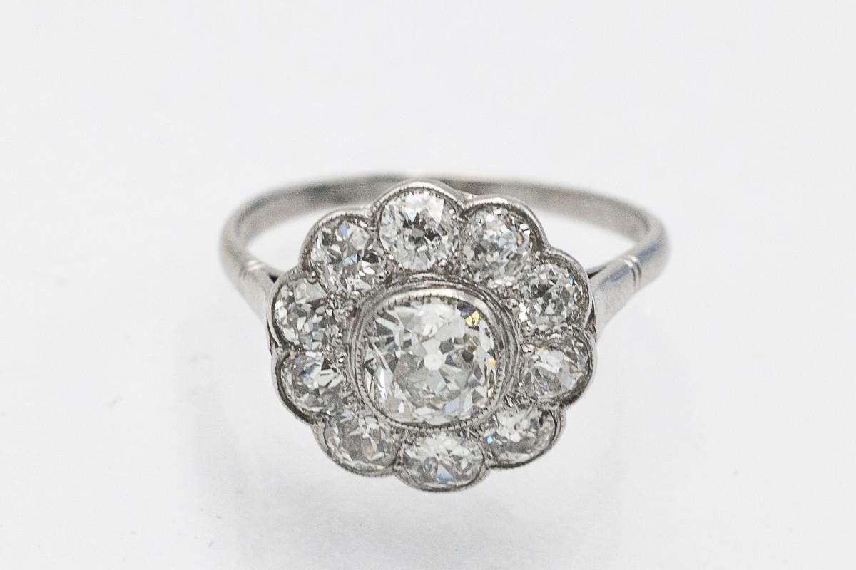 Old European Cut Exclusive platinum cluster ring with 2.27 ct old brilliant-cut diamonds For Sale