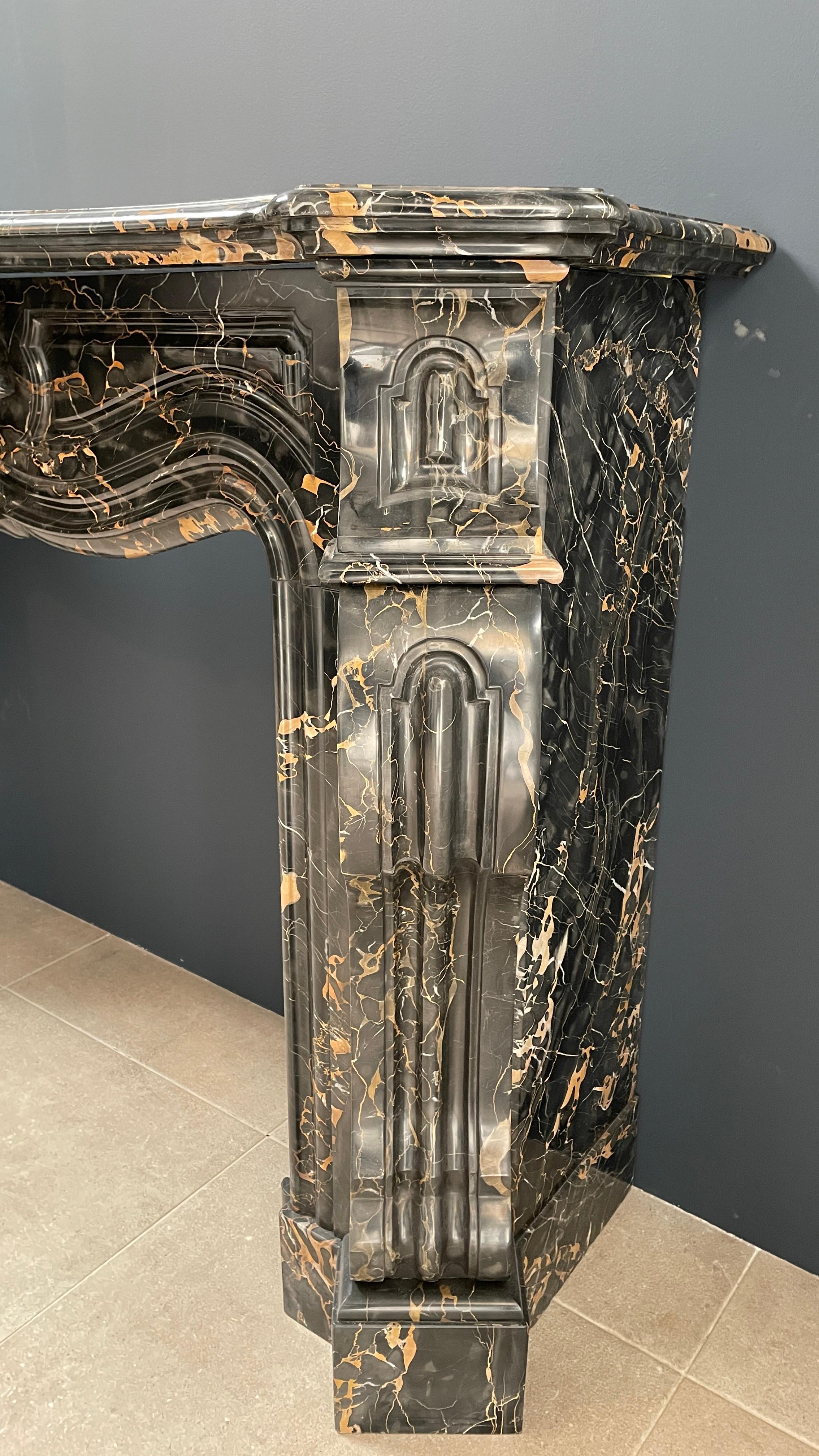 Exclusive Portoro Marble Black and Gold Antique Louis XVI Fireplace   For Sale 9