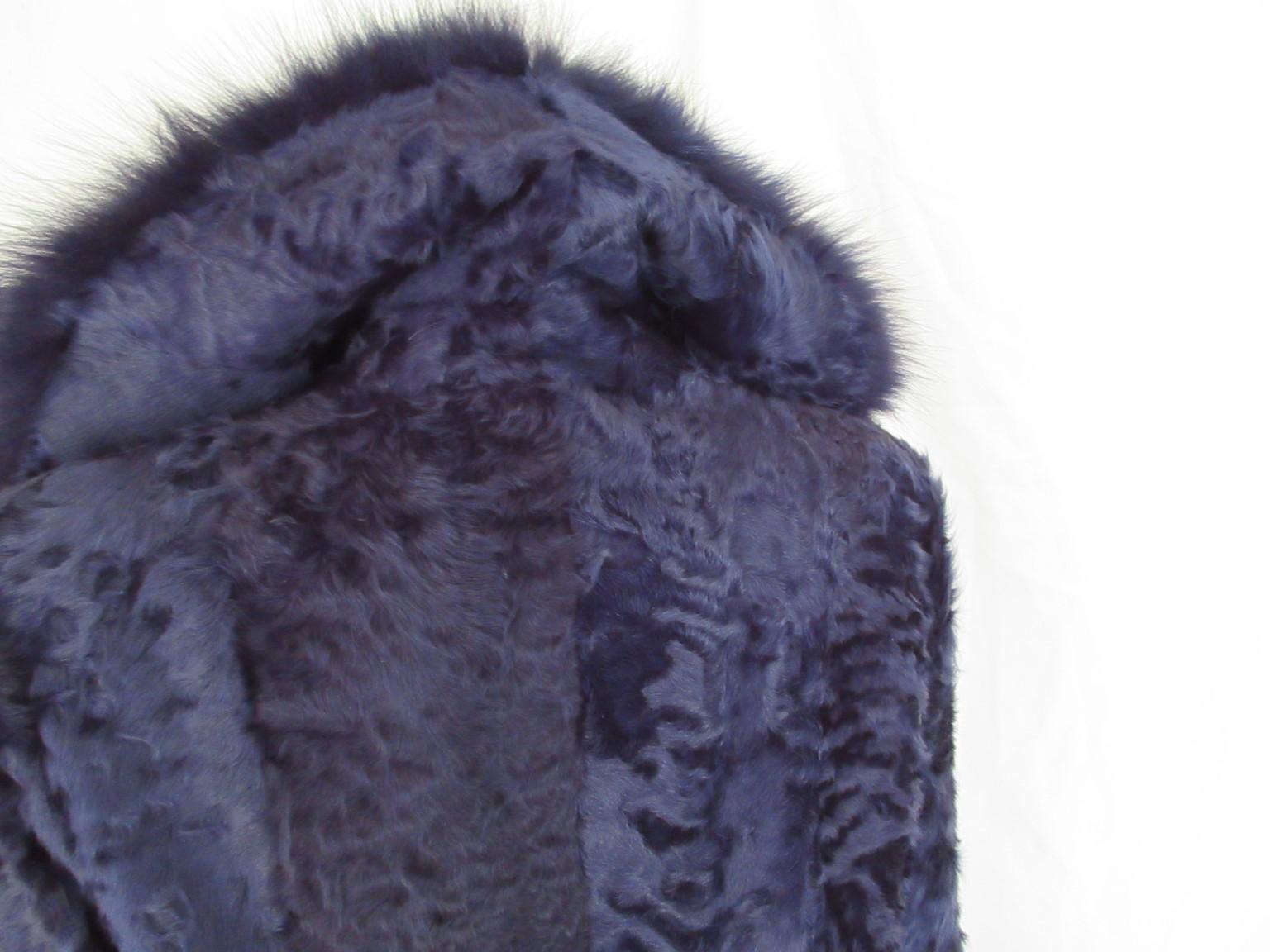 Exclusive Purple Blue Lamb Fox Fur Jacket In Good Condition For Sale In Amsterdam, NL