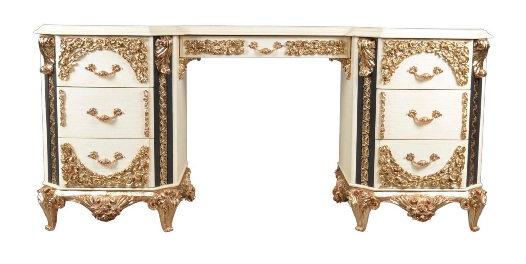 We are delighted to offer for sale this lovely rare circa 1970 rococo Vidal Grau dressing table.

Their furniture range was based on a contemporary design using traditional quality materials such as wood, metal, glass, marble, and other innovative