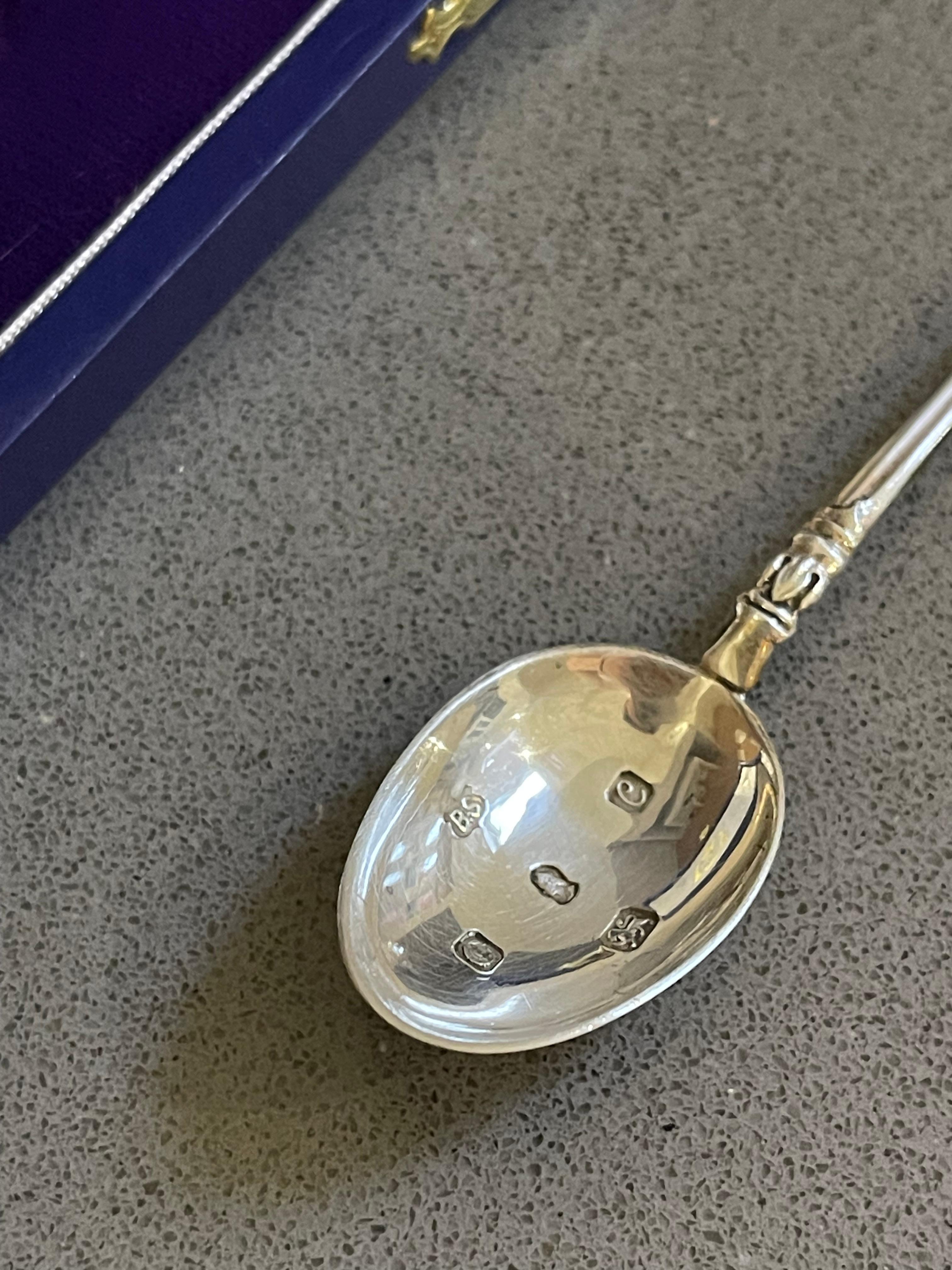 Royal SPOON, anniversaire de couronnement de la reine Elizabeth II en argent sterling en vente 2