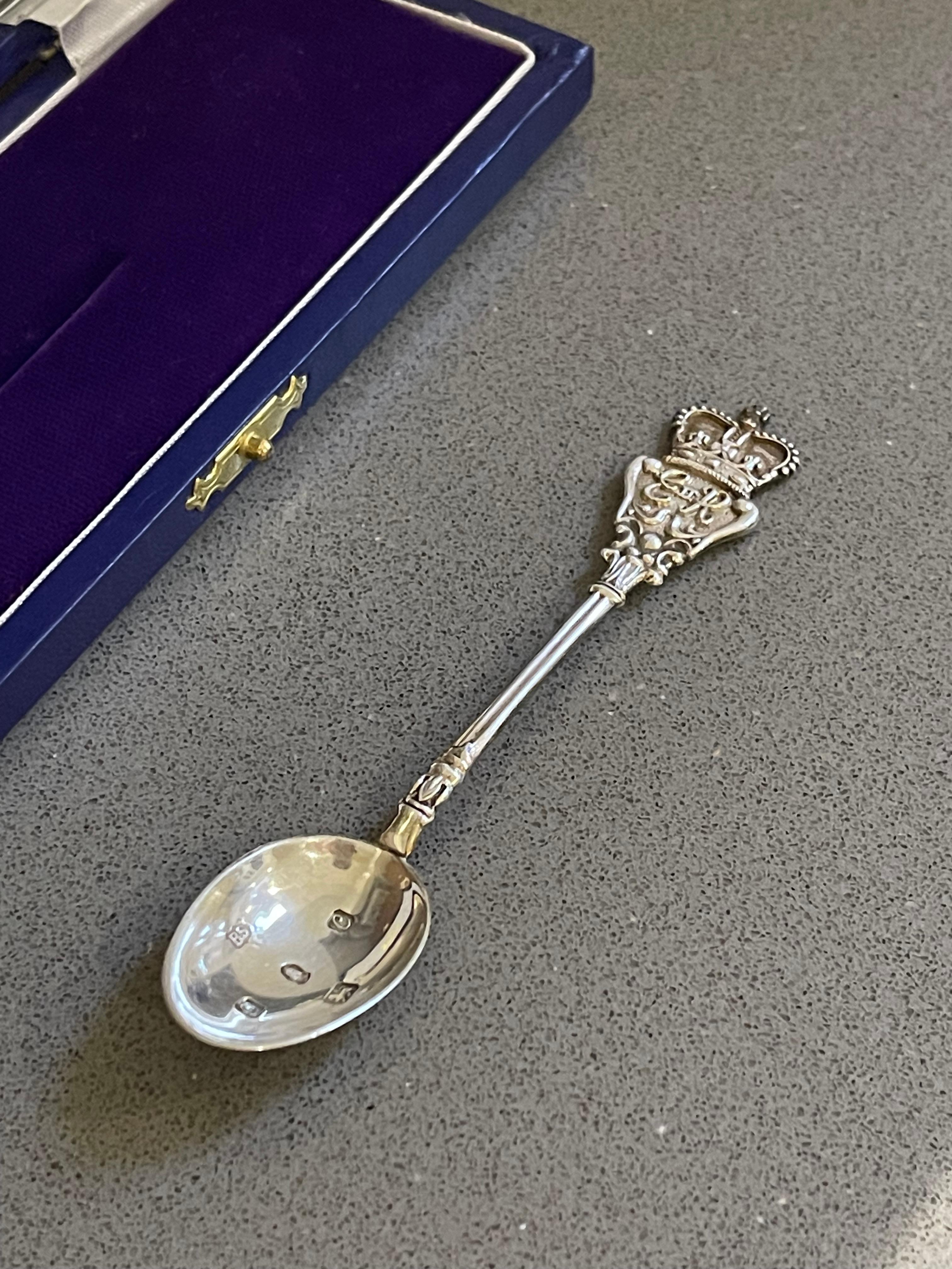 Royal SPOON, anniversaire de couronnement de la reine Elizabeth II en argent sterling en vente 5