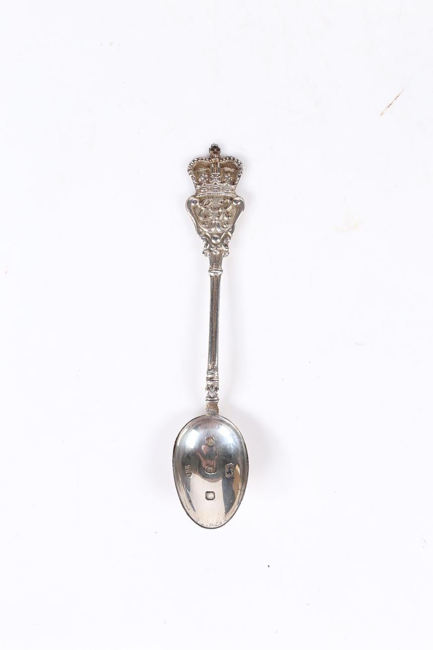 Sculpté Royal SPOON, anniversaire de couronnement de la reine Elizabeth II en argent sterling en vente
