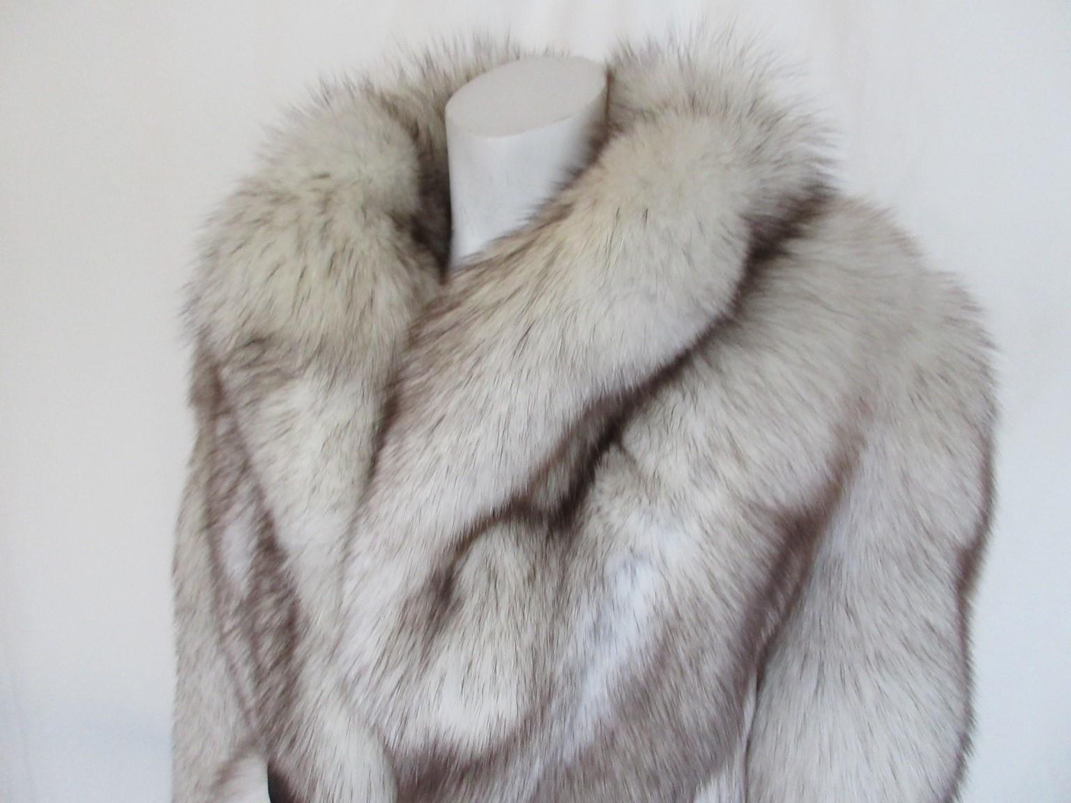 Exclusive SAGA Scandinavian fox fur coat

We offer more exclusive fur items. view our frontstore

Details:
With 2 pockets and 3 closing hooks 
fully lined
Fox fur feels very soft
The end of sleeves are made narrow against the cold and wind
Pristine