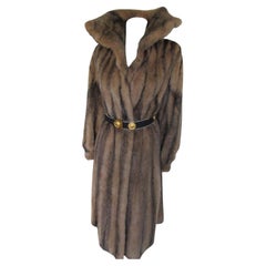 Esclusivo cappotto in pelliccia di visone Saga Furs