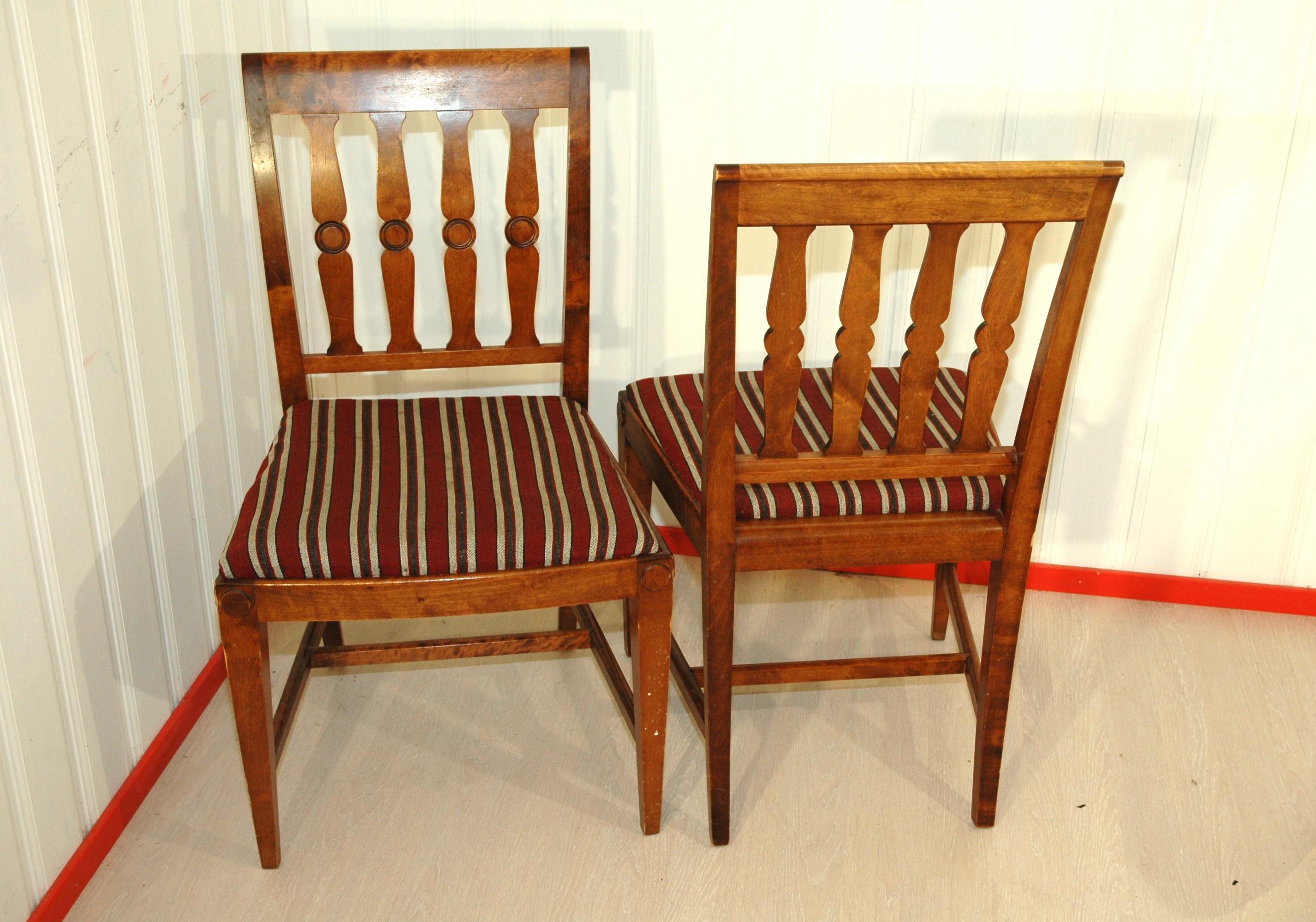 Exklusiver Verkauf von 6 Stühlen aus der Ausstellung von AB Nordiska Kompaniet in Malmoe 1914 (Art nouveau) im Angebot