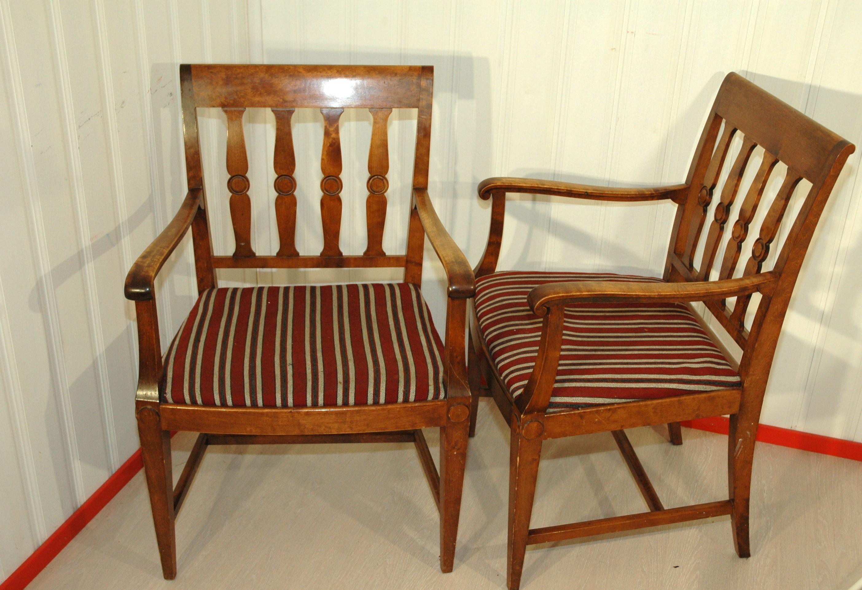 Exklusiver Verkauf von 6 Stühlen aus der Ausstellung von AB Nordiska Kompaniet in Malmoe 1914 (Handgefertigt) im Angebot