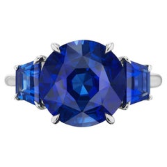 Exclusive Sapphire Ring