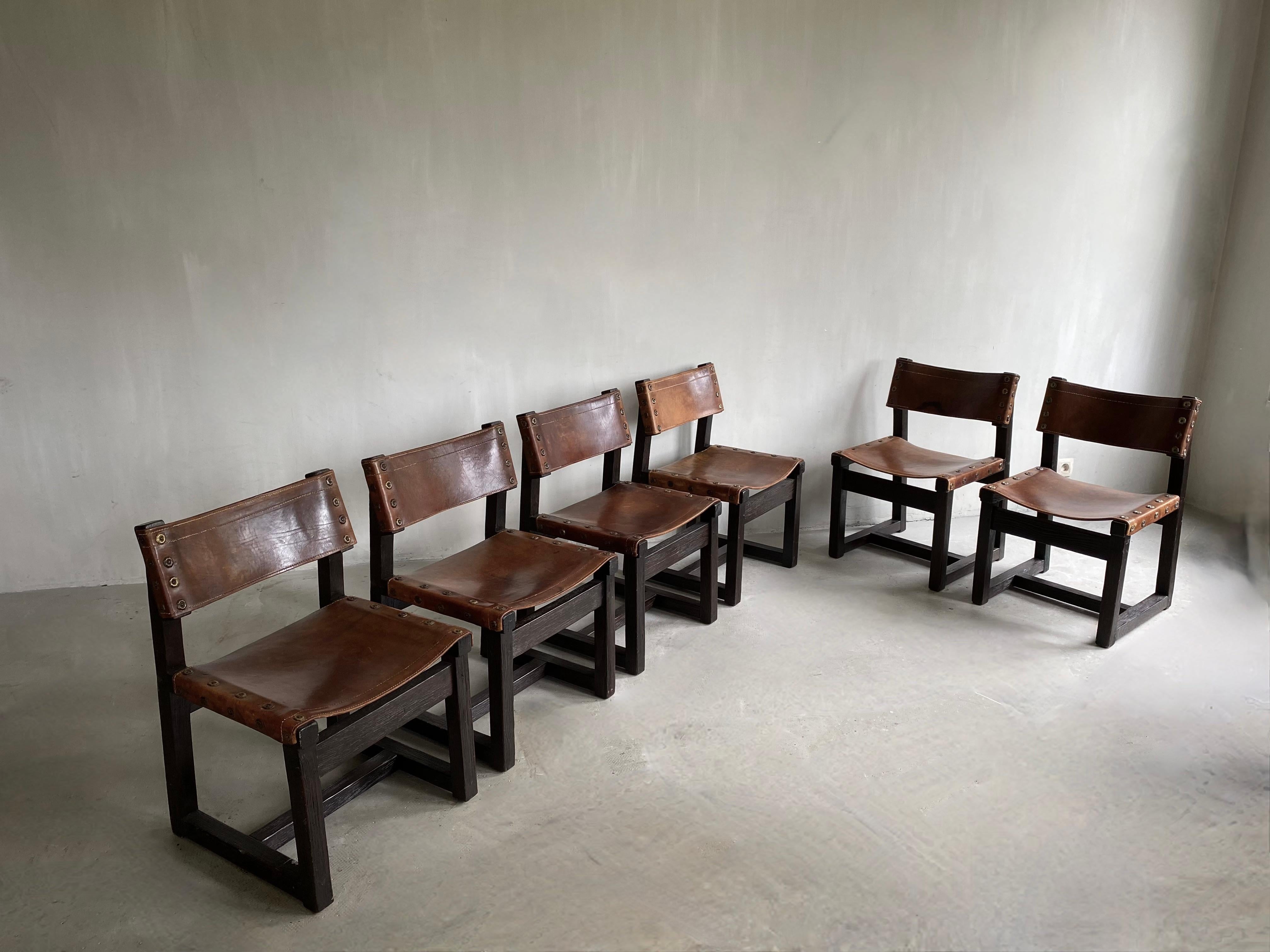 Pine Exclusive Set of 6 Vintage Biosca Chairs For Sale
