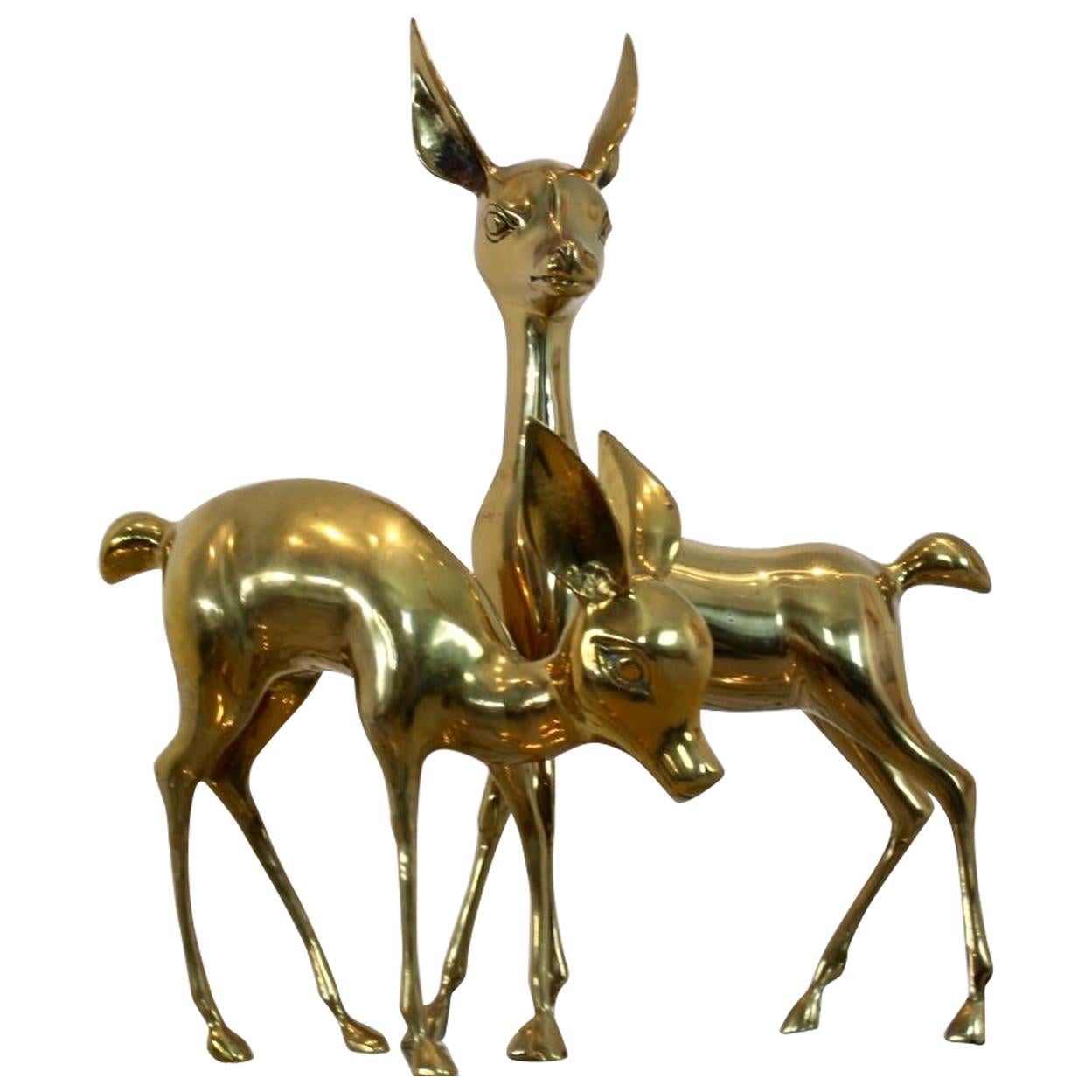 Exclusivo conjunto de esculturas de ciervo de latón "Bambi" extragrandes, Francia, años 70