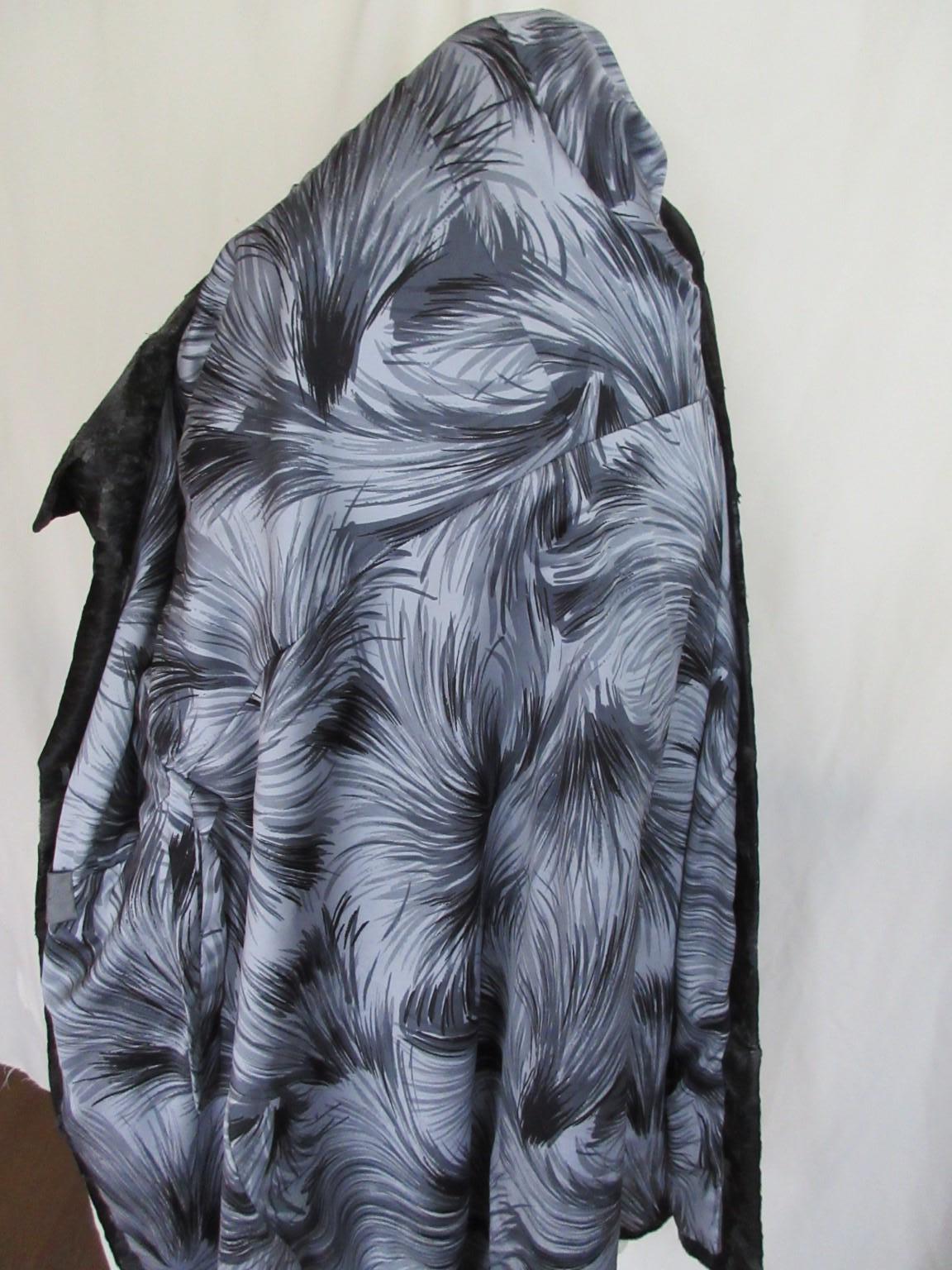 Exclusive Silver Grey Broadtail Lamb Fur Coat For Sale 5