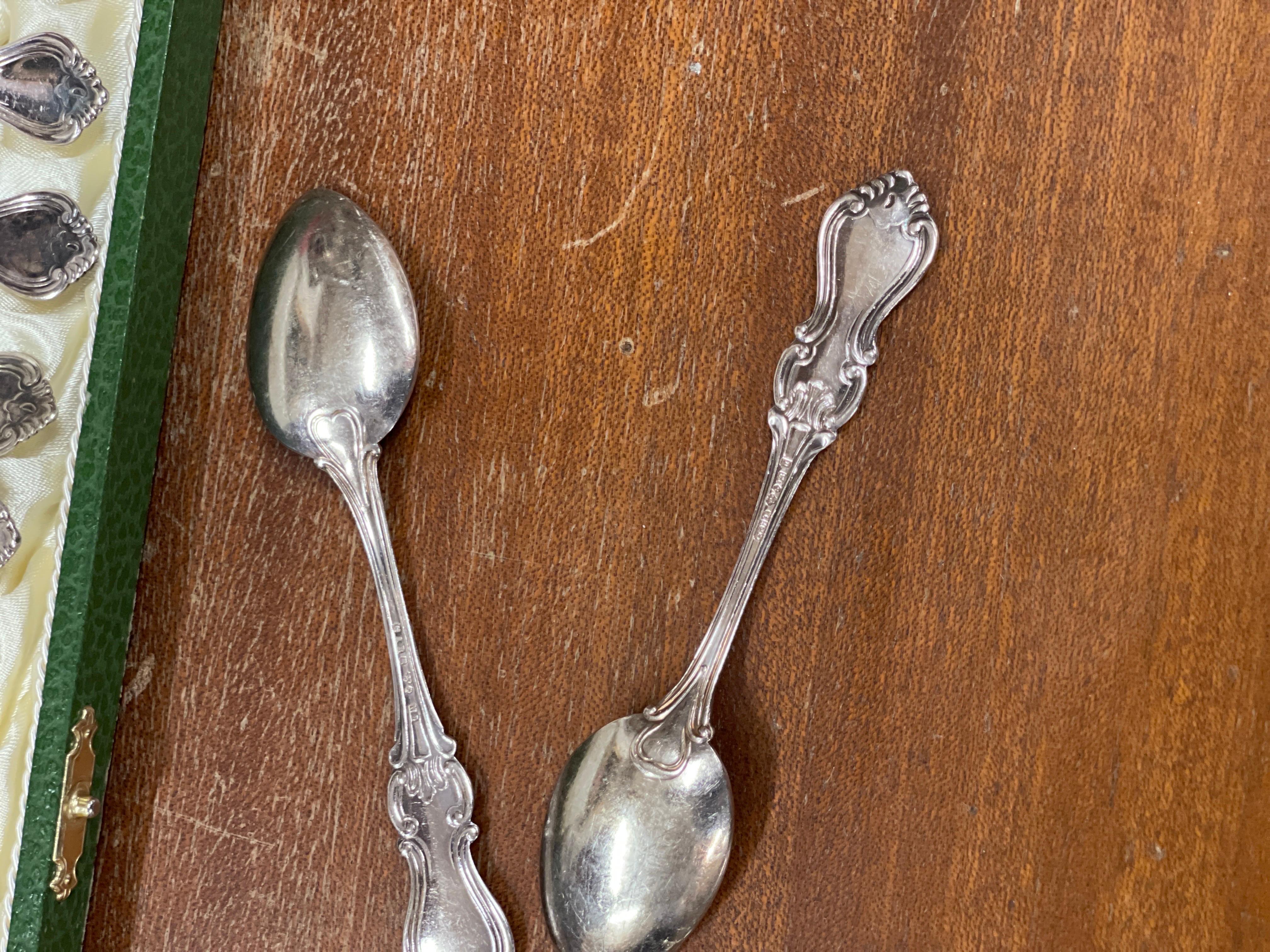 Carved Exclusive Tea COFFEE SPOONS, 12 pcs. Sterling Silver & Box, Model Olga For Sale