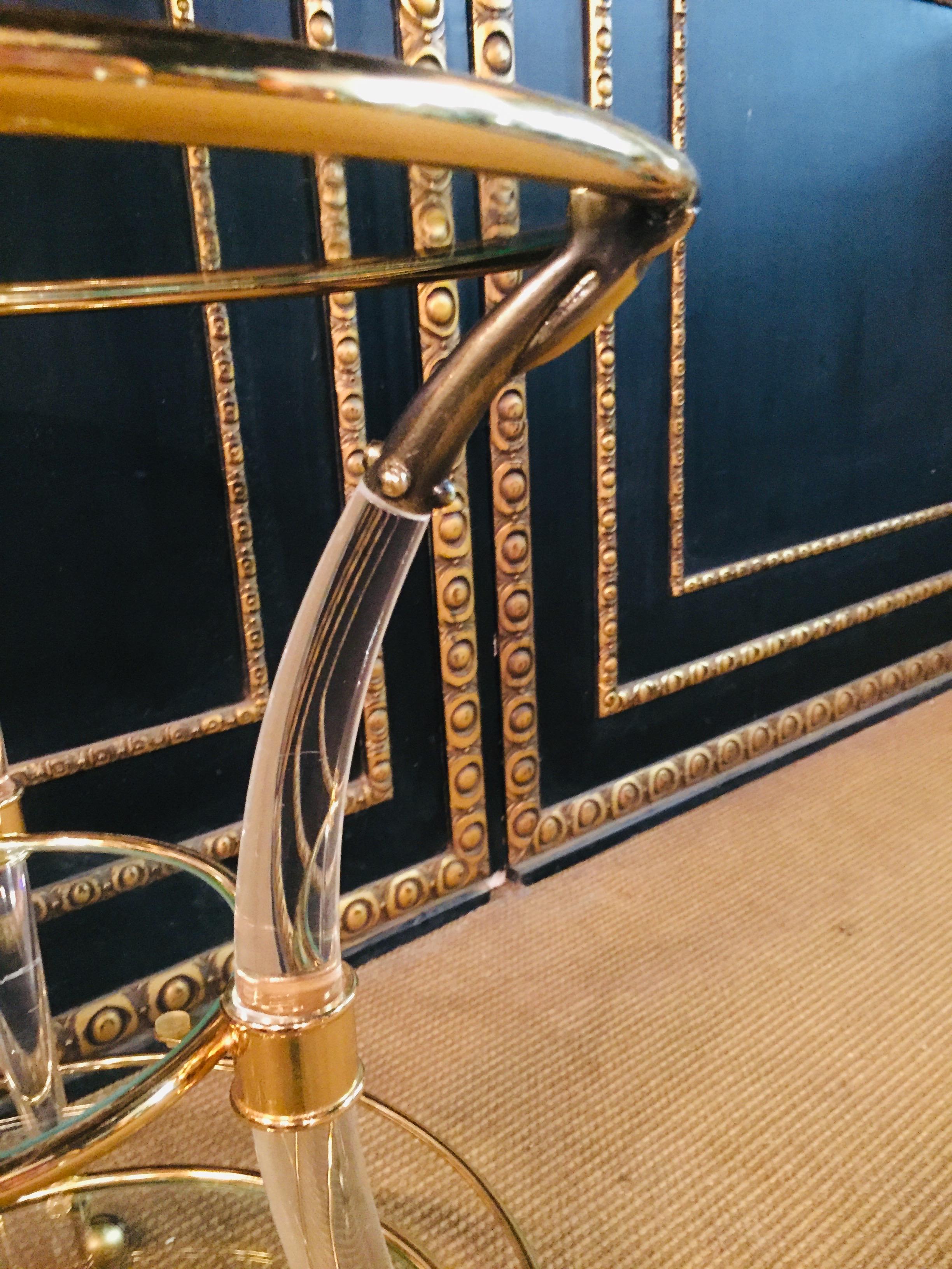 Exclusive Tea Table Acrylic Curved Legs with Brass In Good Condition In Berlin, DE