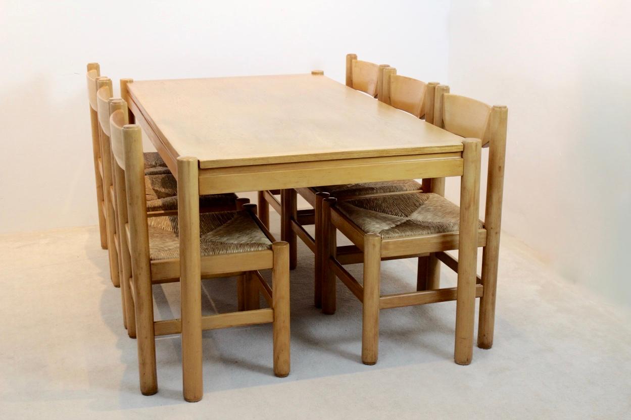 Exclusive Vico Magistretti Style Dining Table with Six Dining Chairs 7