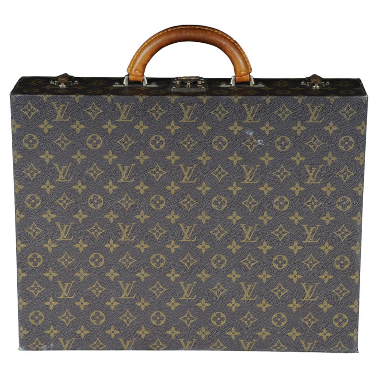 Sold at Auction: (3 Pc) Vintage Louis Vuitton Monogram Luggage Suitcase