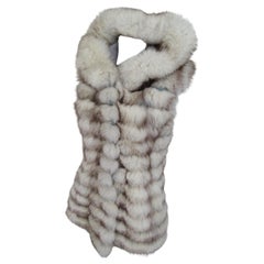 Exclusive White Fox Fur hooded Sleeveless Fur Coat