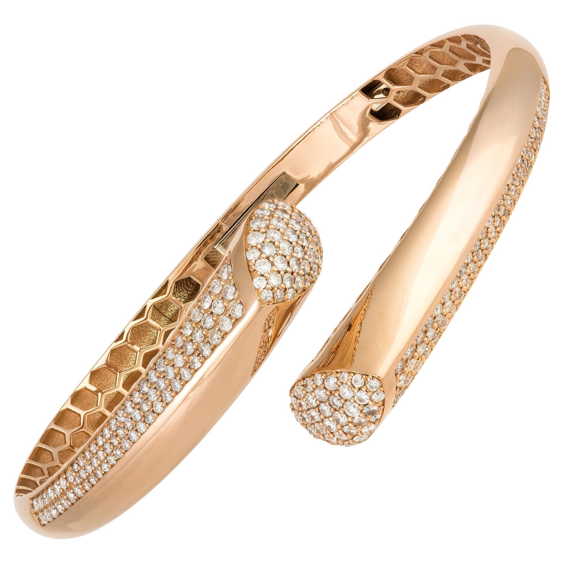 Bracelet exclusif en or jaune 18K avec diamant pour elle en vente