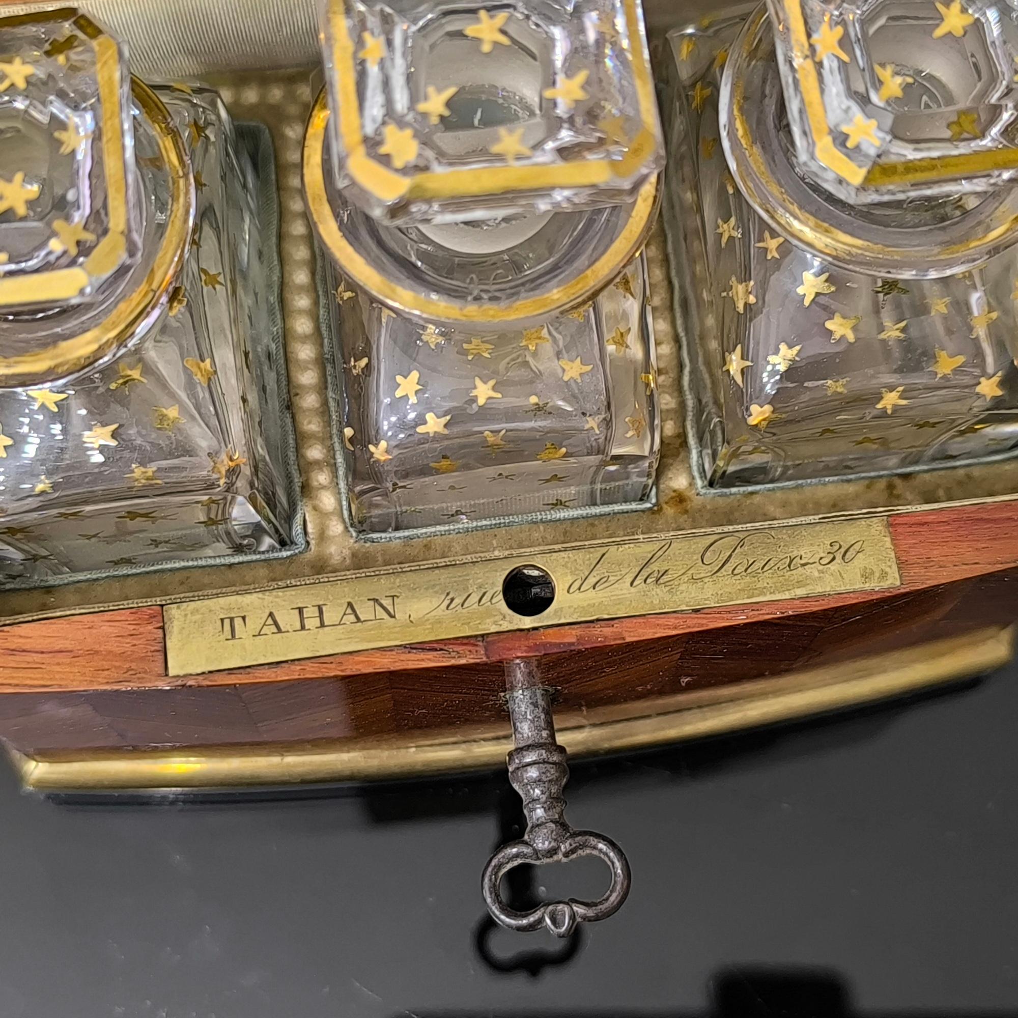 Museal Tahan-Paris Perfume Box, Herringbone Pattern Veneer and Crystal Bottles For Sale 2