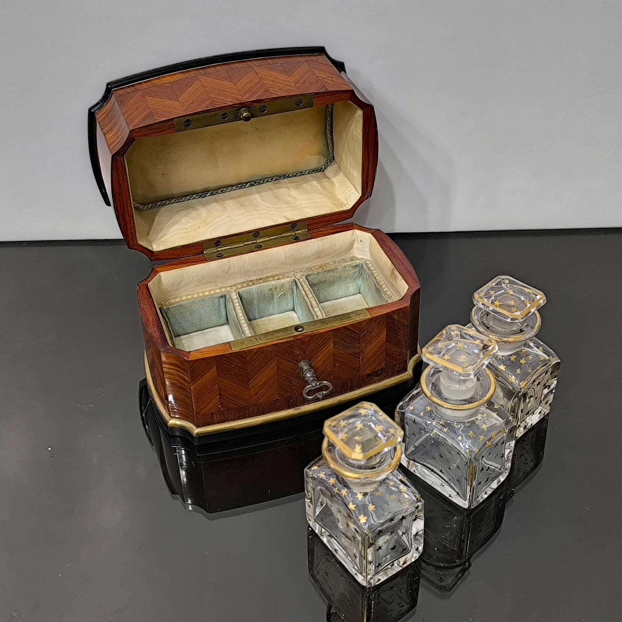 Museal Tahan-Paris Perfume Box, Herringbone Pattern Veneer and Crystal Bottles For Sale 3
