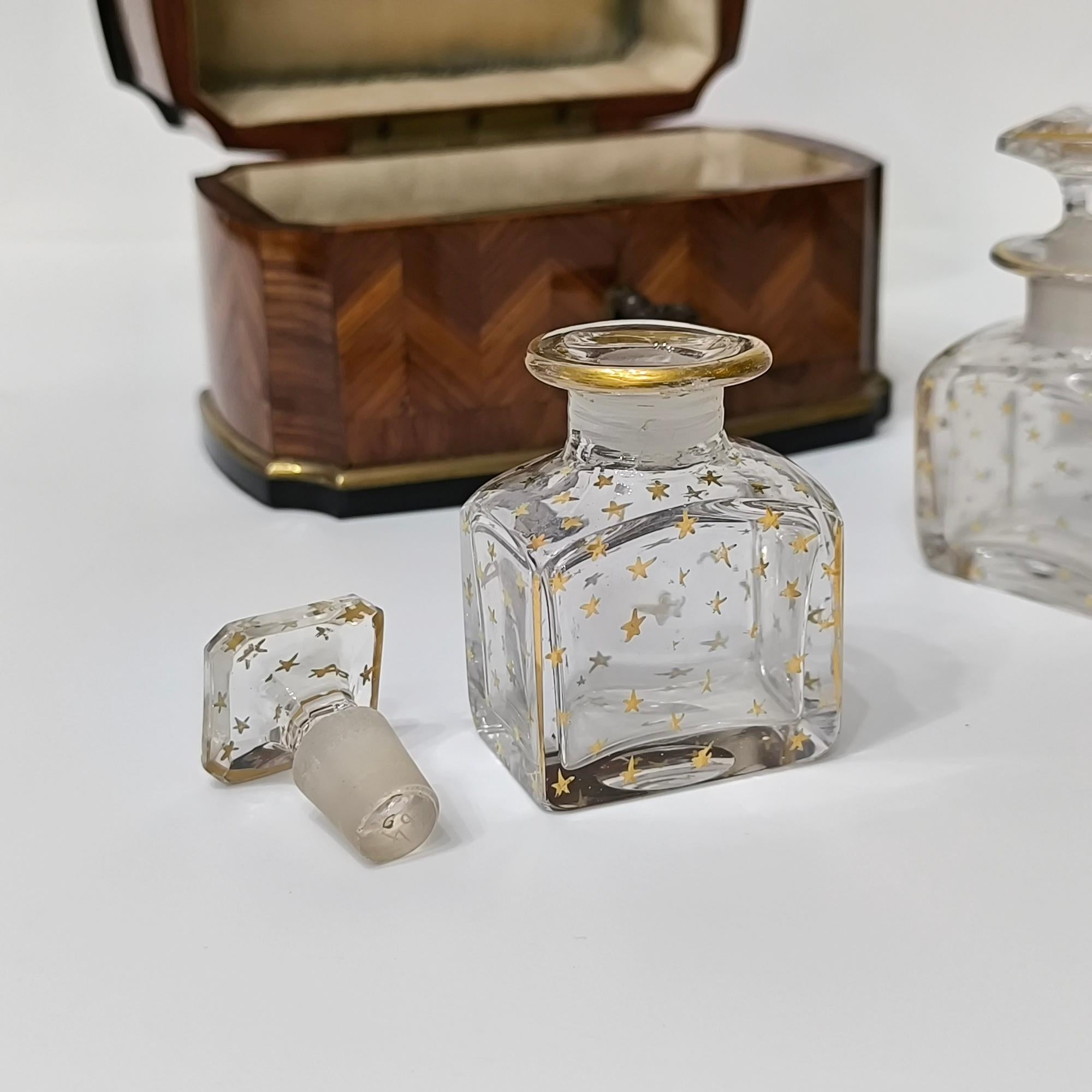 Museal Tahan-Paris Perfume Box, Herringbone Pattern Veneer and Crystal Bottles For Sale 7