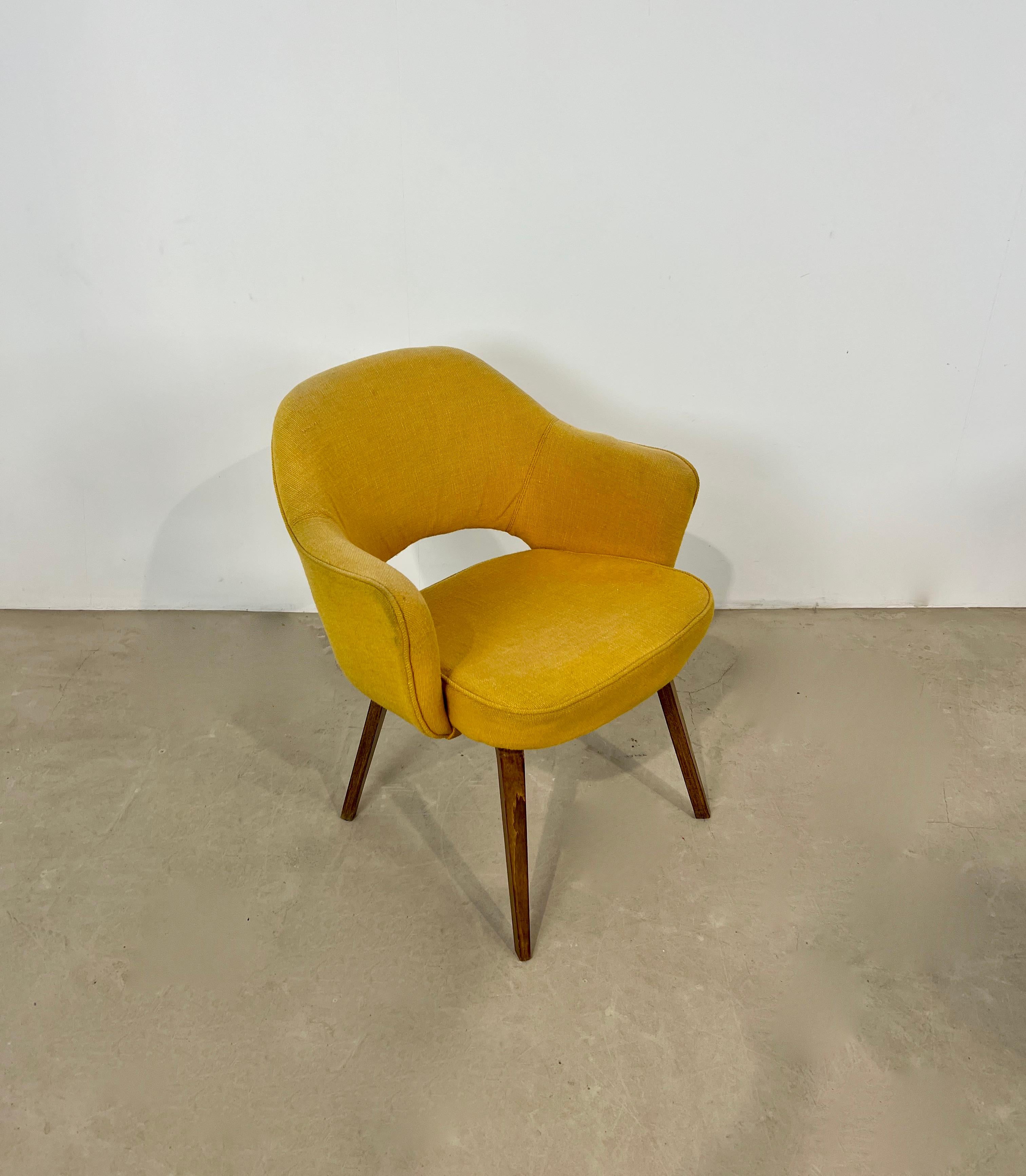 Executive Sessel von Eero Saarinen für Knoll Inc. / Knoll International, 1960er Jahre (Moderne der Mitte des Jahrhunderts) im Angebot
