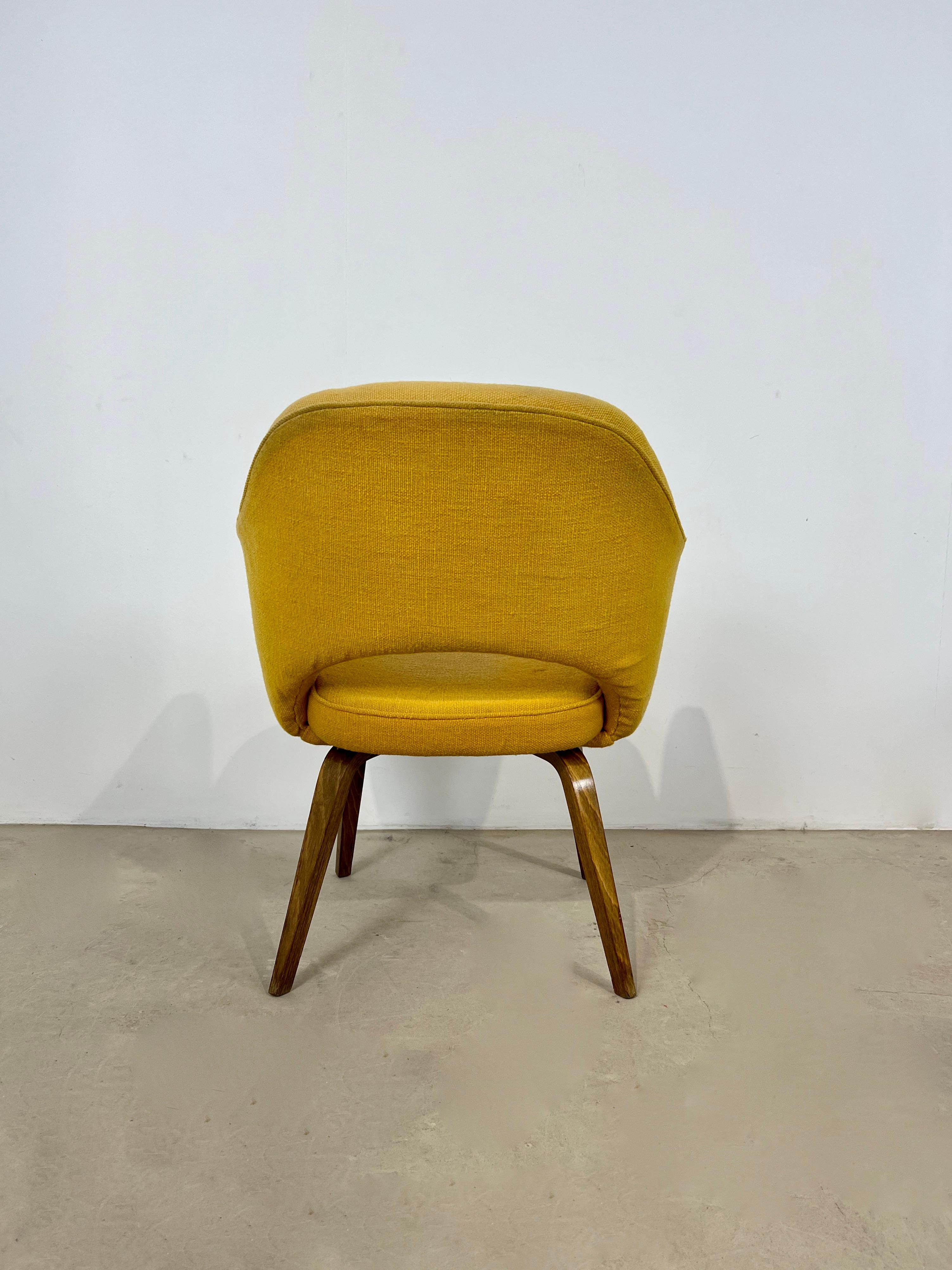 Executive Armchair by Eero Saarinen for Knoll Inc. / Knoll International, 1960s In Good Condition For Sale In Lasne, BE