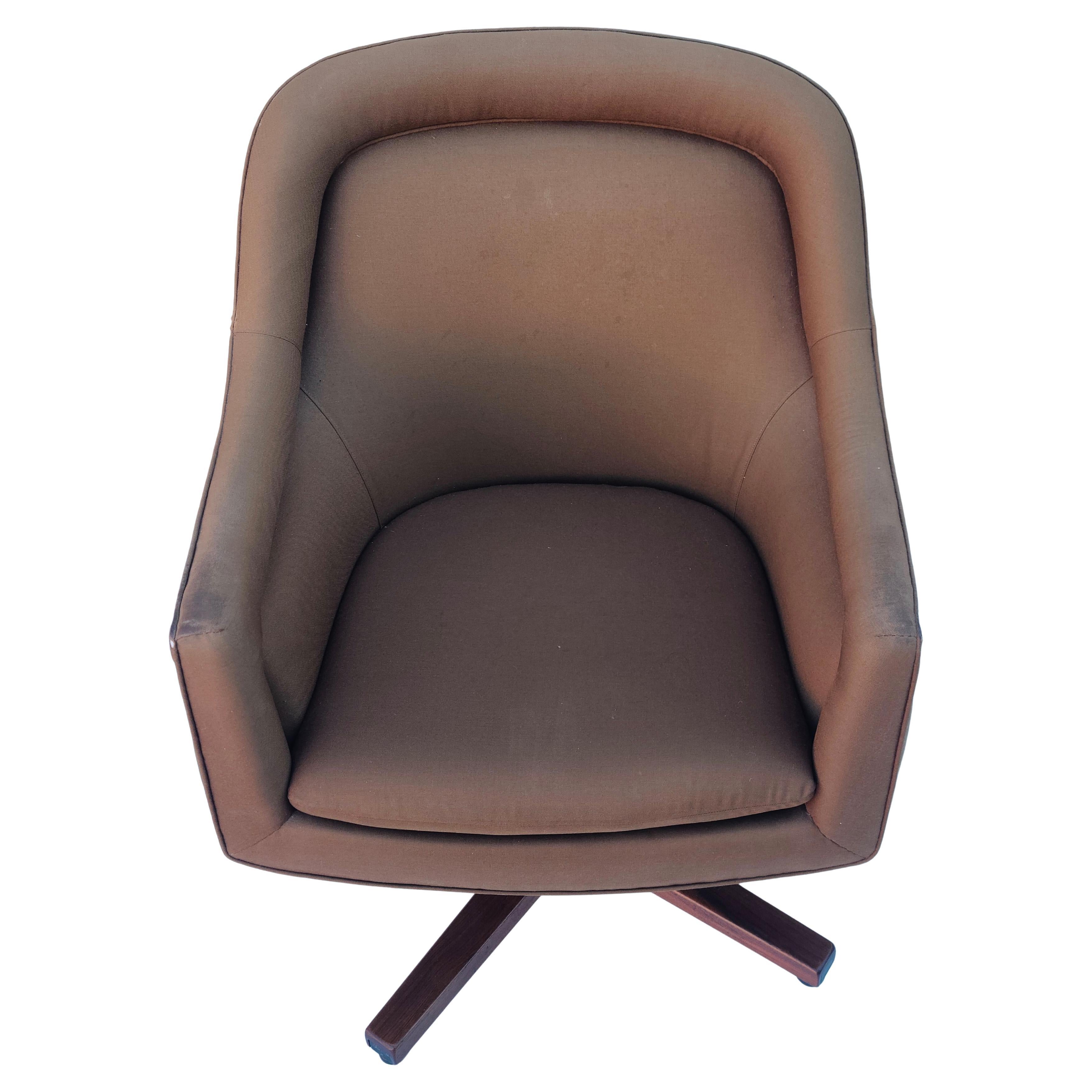 Chaise de direction Cumberland conçue par Jacob Epstein en vente 5