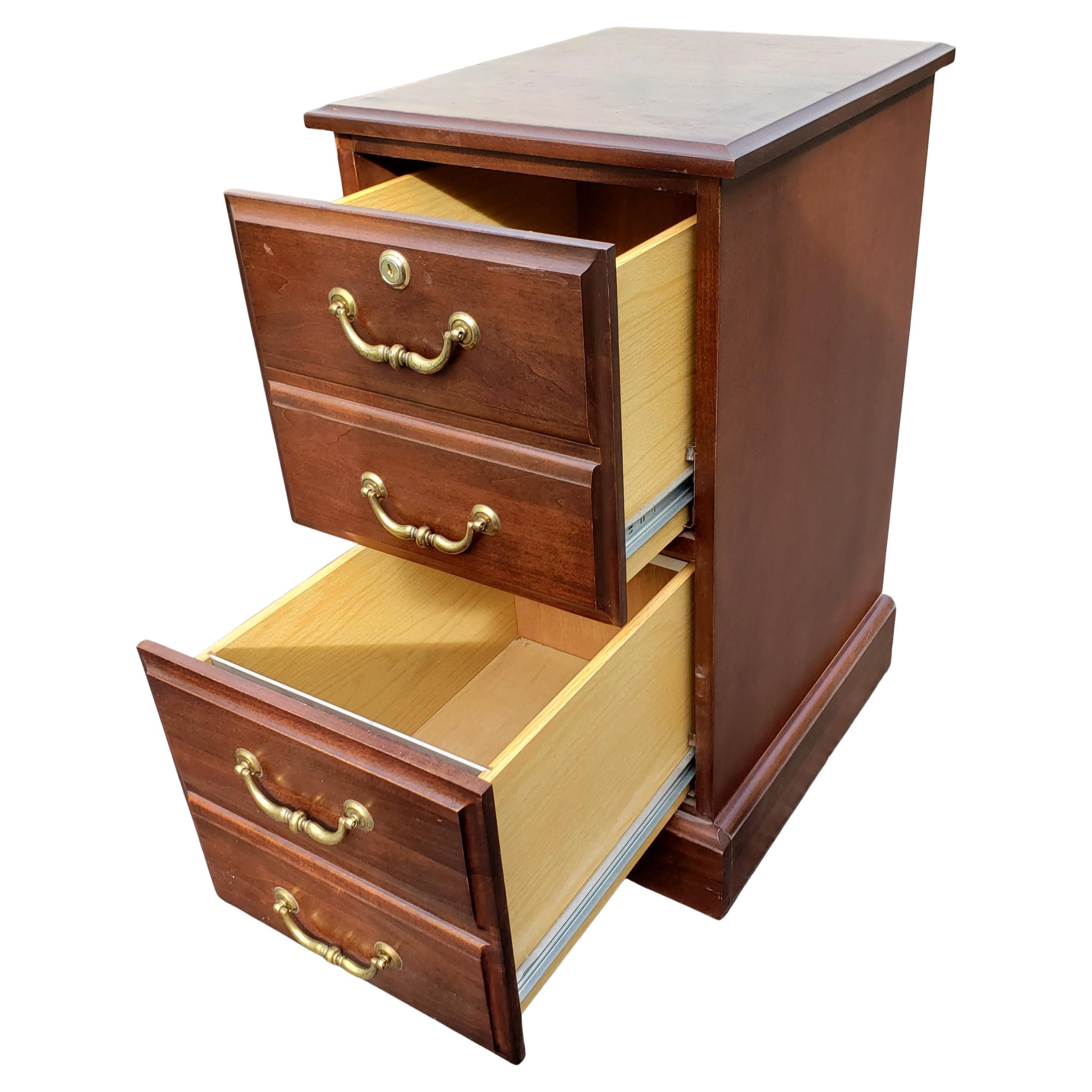 Woodwork Executive Chippendale Style Two-Drawer Locking Filing Cabinet For Sale