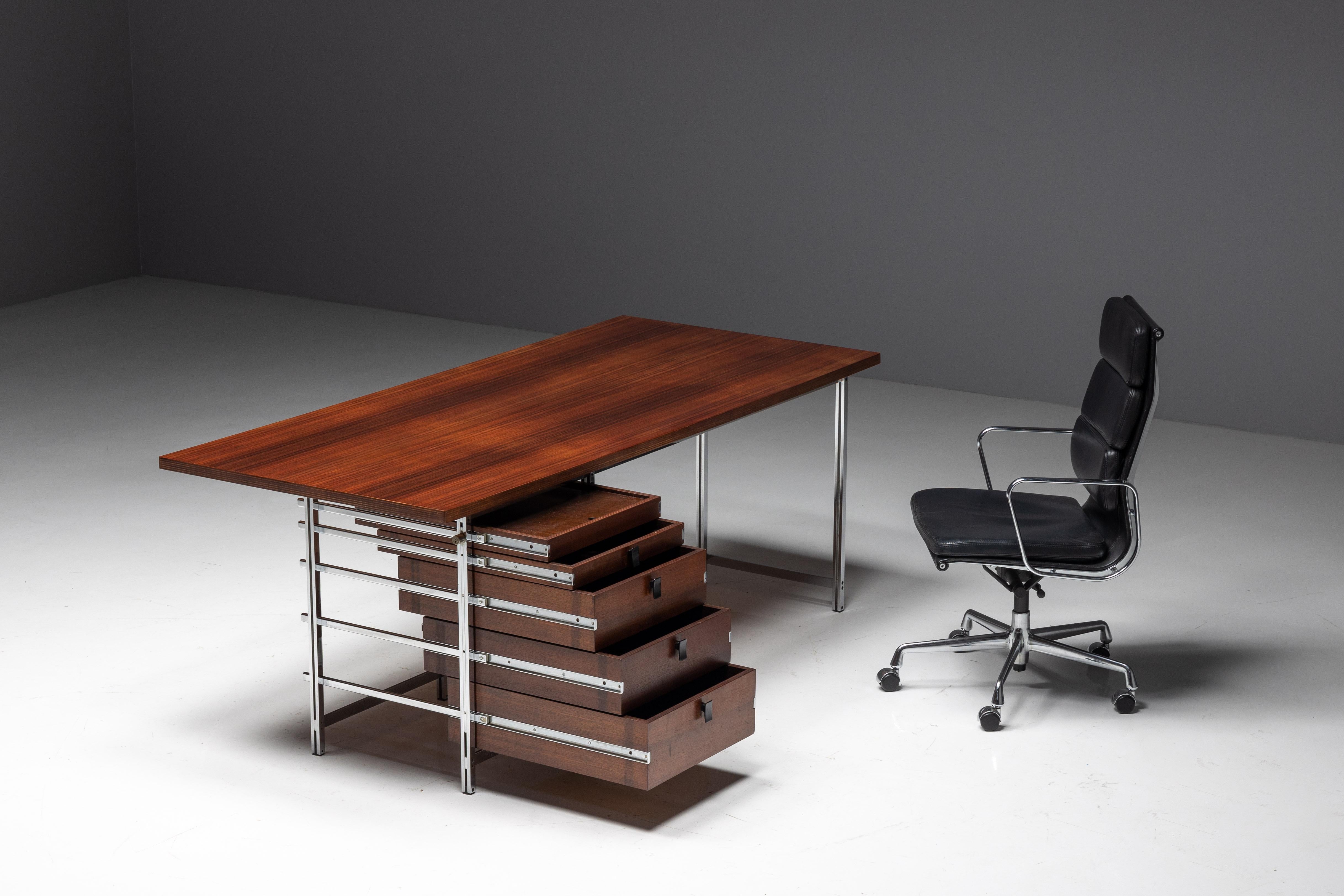 Executive Desk by Jules Wabbes for Mobilier Universel, Belgium, 1950s For Sale 6