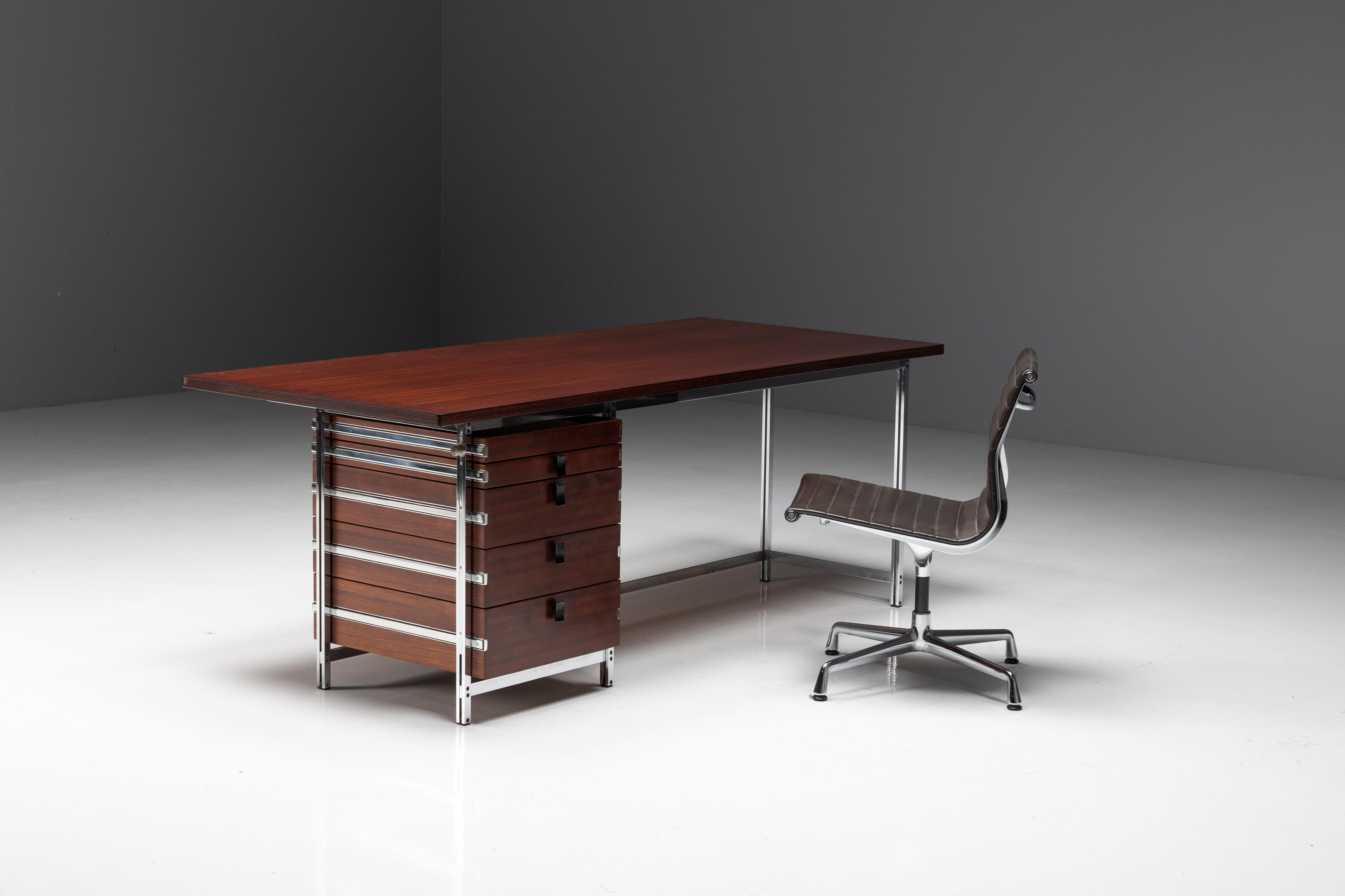 Executive Desk by Jules Wabbes for Mobilier Universel, Belgium, 1950s For Sale 9