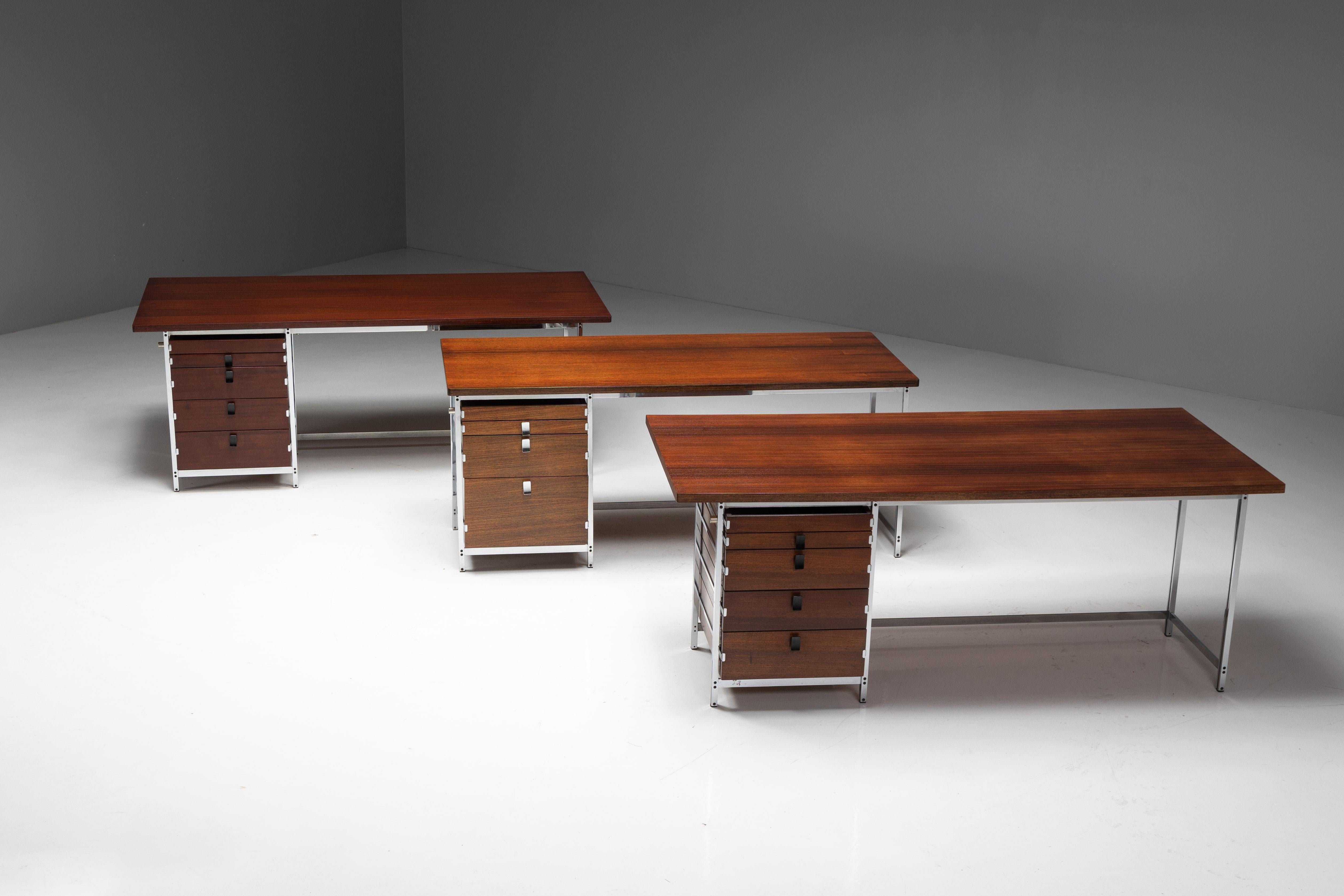 Executive Desk by Jules Wabbes for Mobilier Universel, Belgium, 1950s For Sale 12