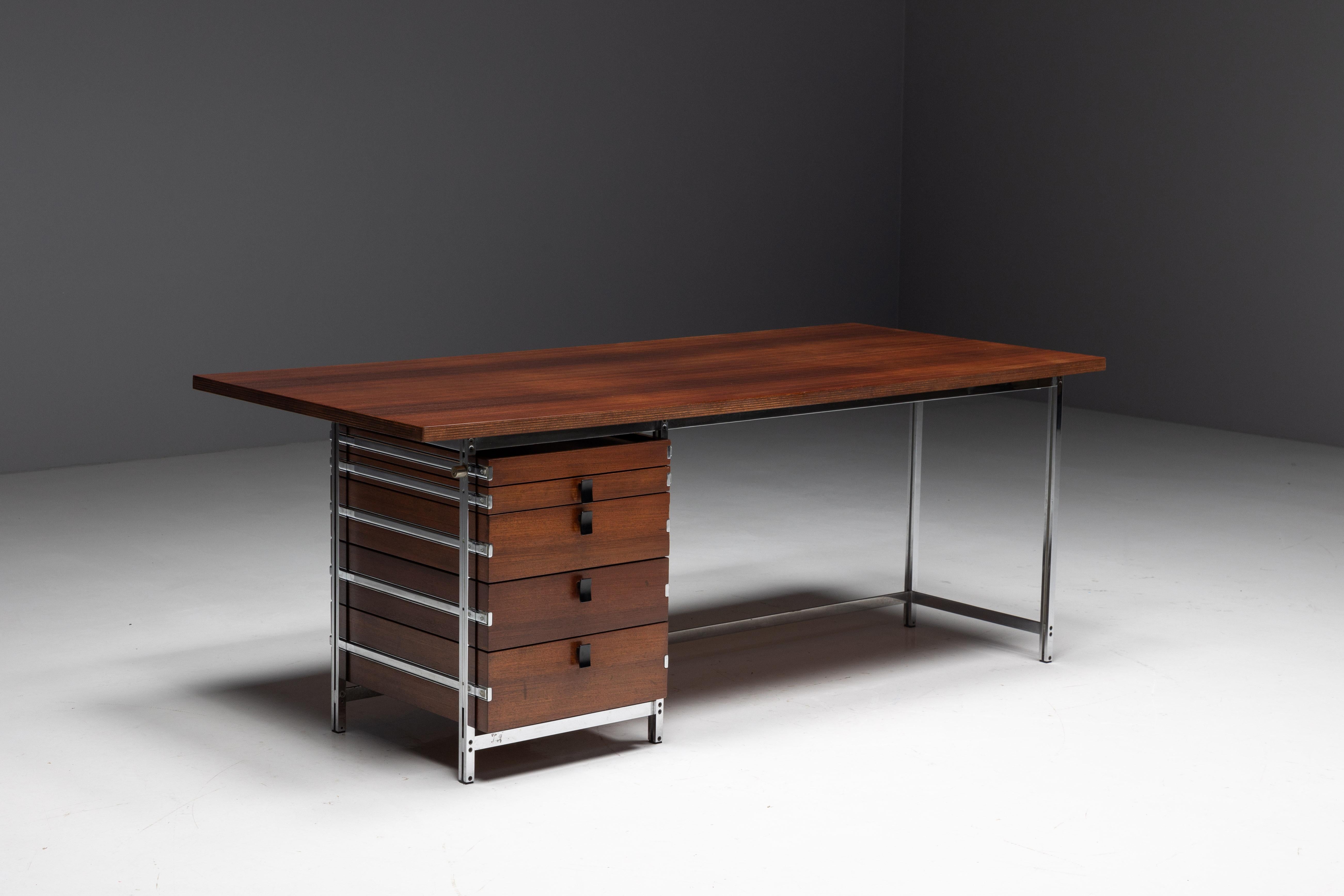 Belgian Executive Desk by Jules Wabbes for Mobilier Universel, Belgium, 1950s For Sale