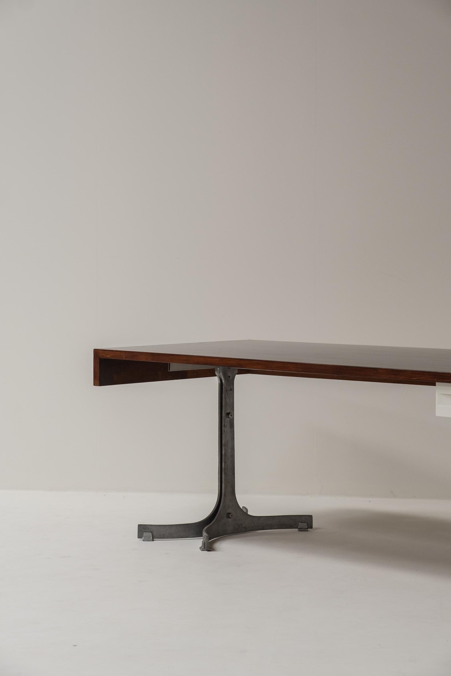 Executive desk by Trau Arredamenti Metallici S.P.A, 1960s For Sale 8