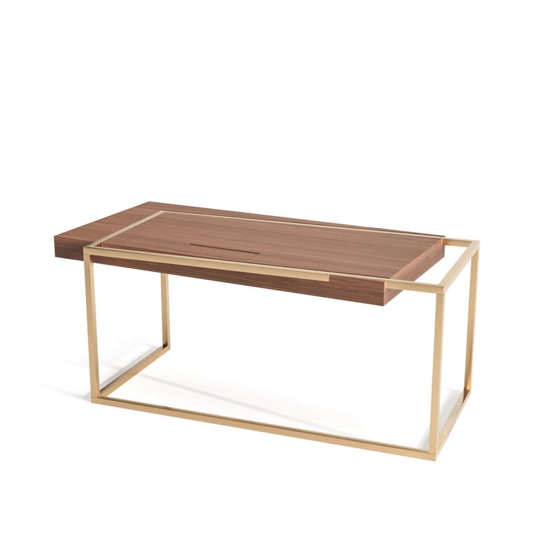 21st Century Modern Writing Executive Desk in Walnut Wood and Brushed Brass For Sale 6