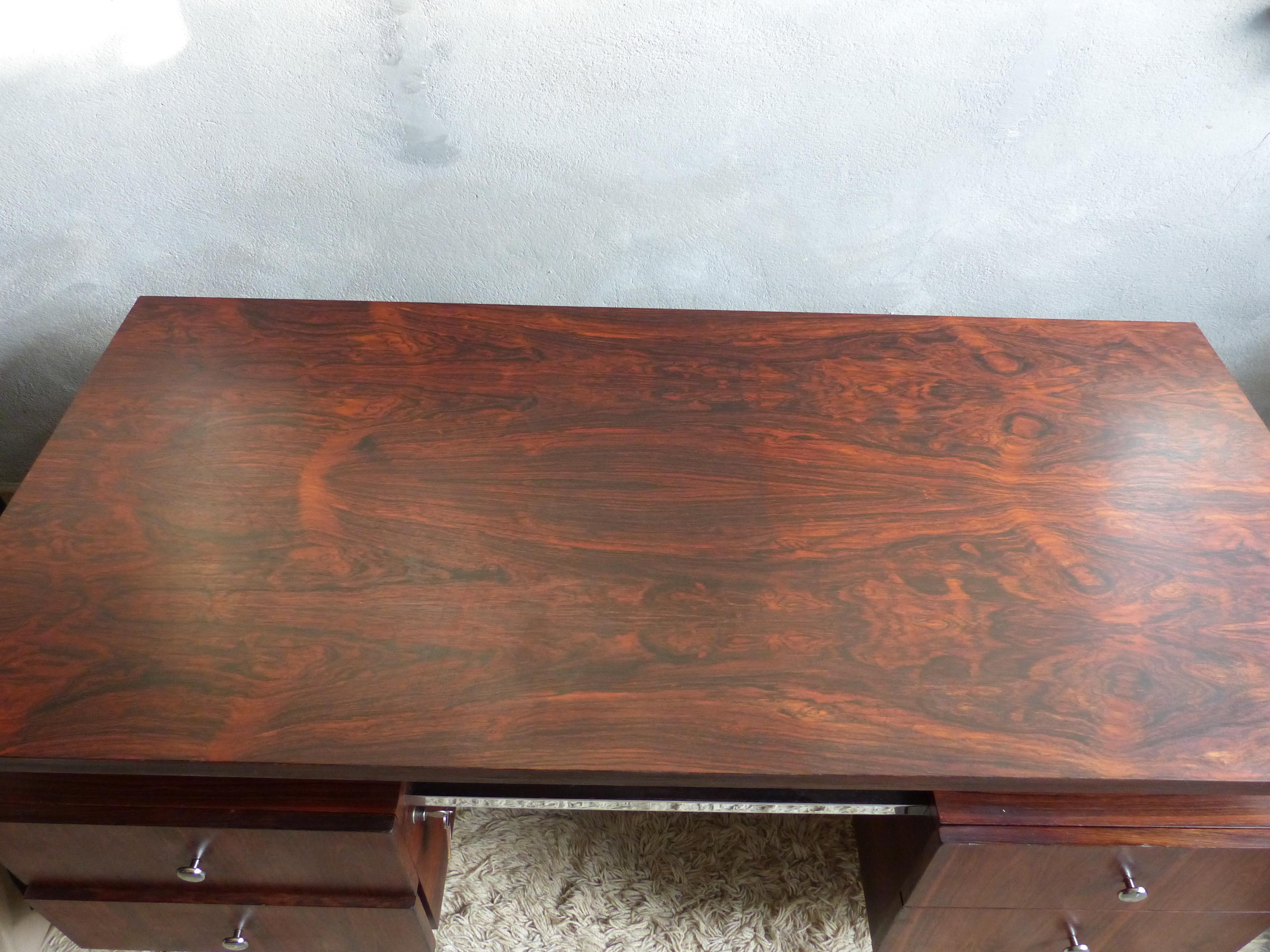 Executive Desk in Chromed and Rosewood, circa 1970 For Sale 4