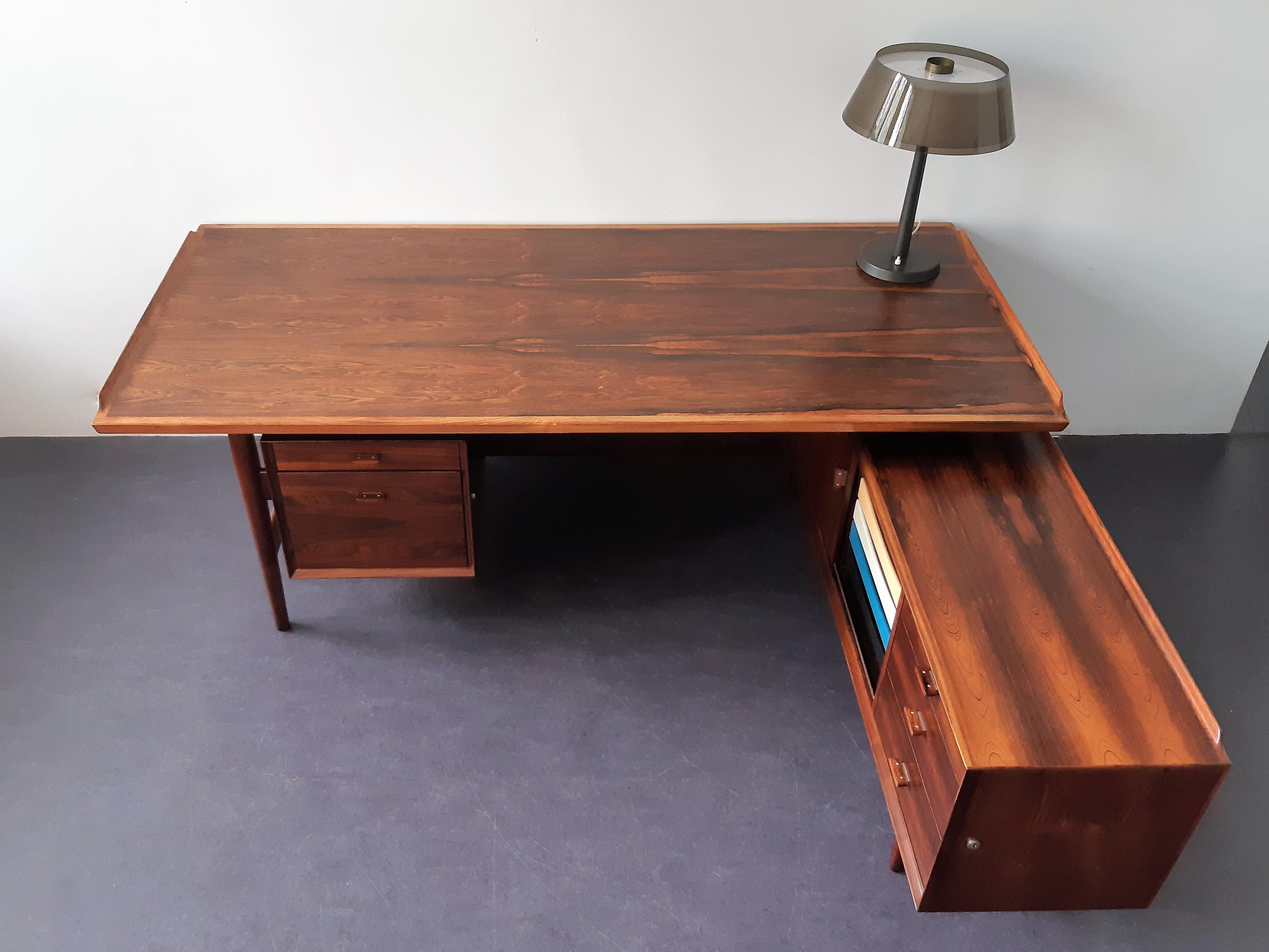 Executive Desk in Rosewood by Arne Vodder for Sibast Møbelfabrik, Denmark 1950's 7