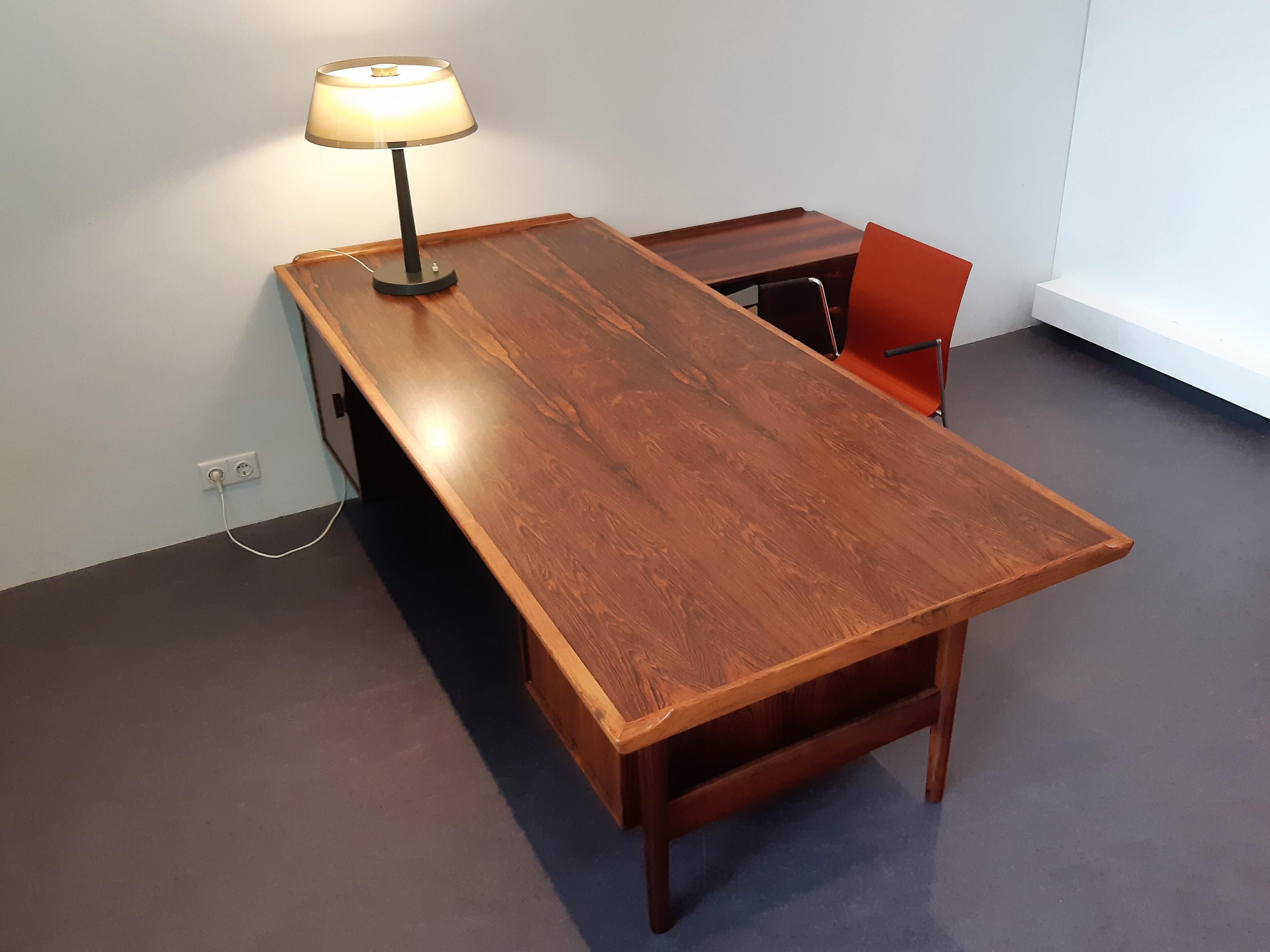 Mid-Century Modern Executive Desk in Rosewood by Arne Vodder for Sibast Møbelfabrik, Denmark 1950's