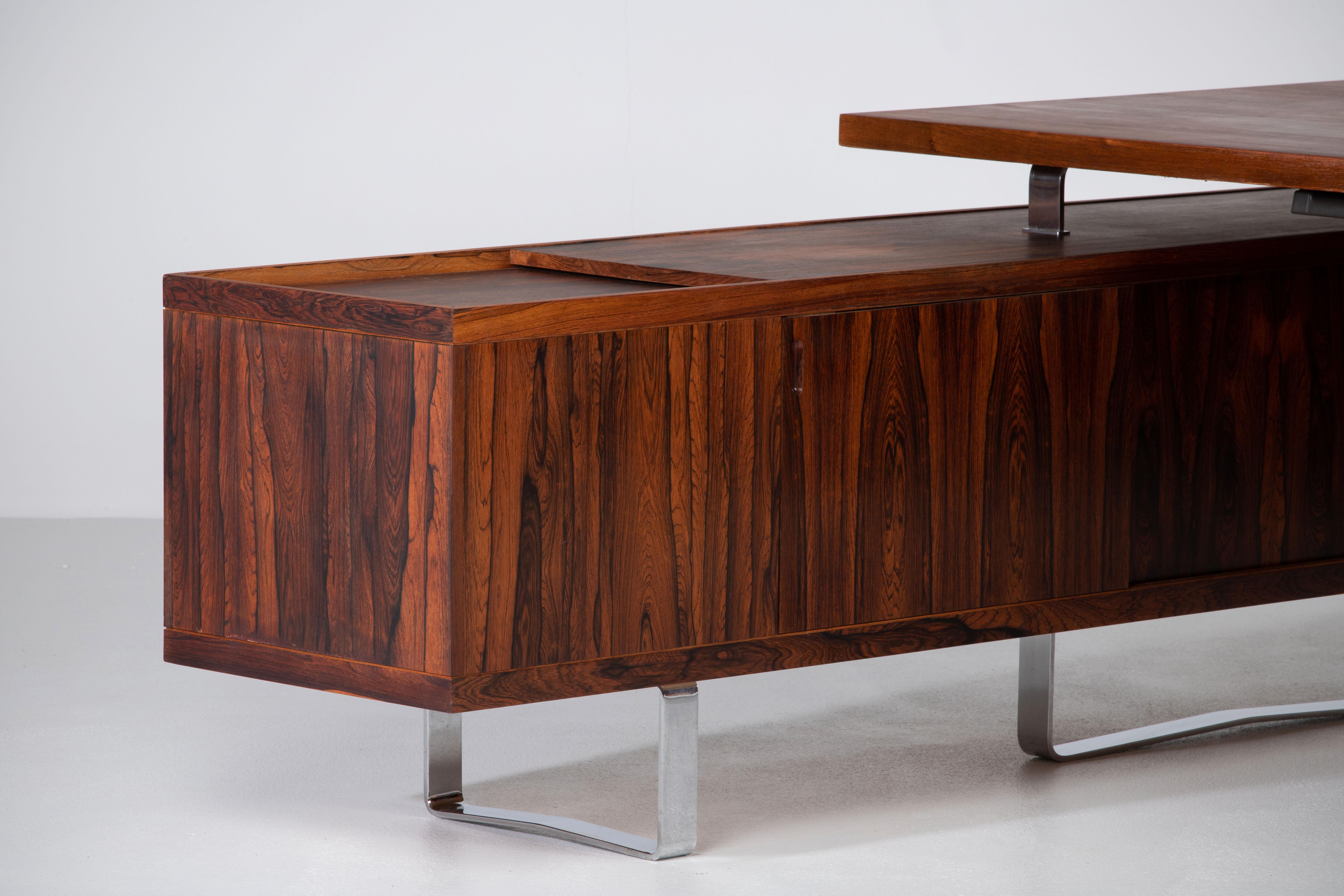 Executive Desk in Rosewood Jørgen Pedersen for E Pedersen & Søn, Denmark 1960's 6