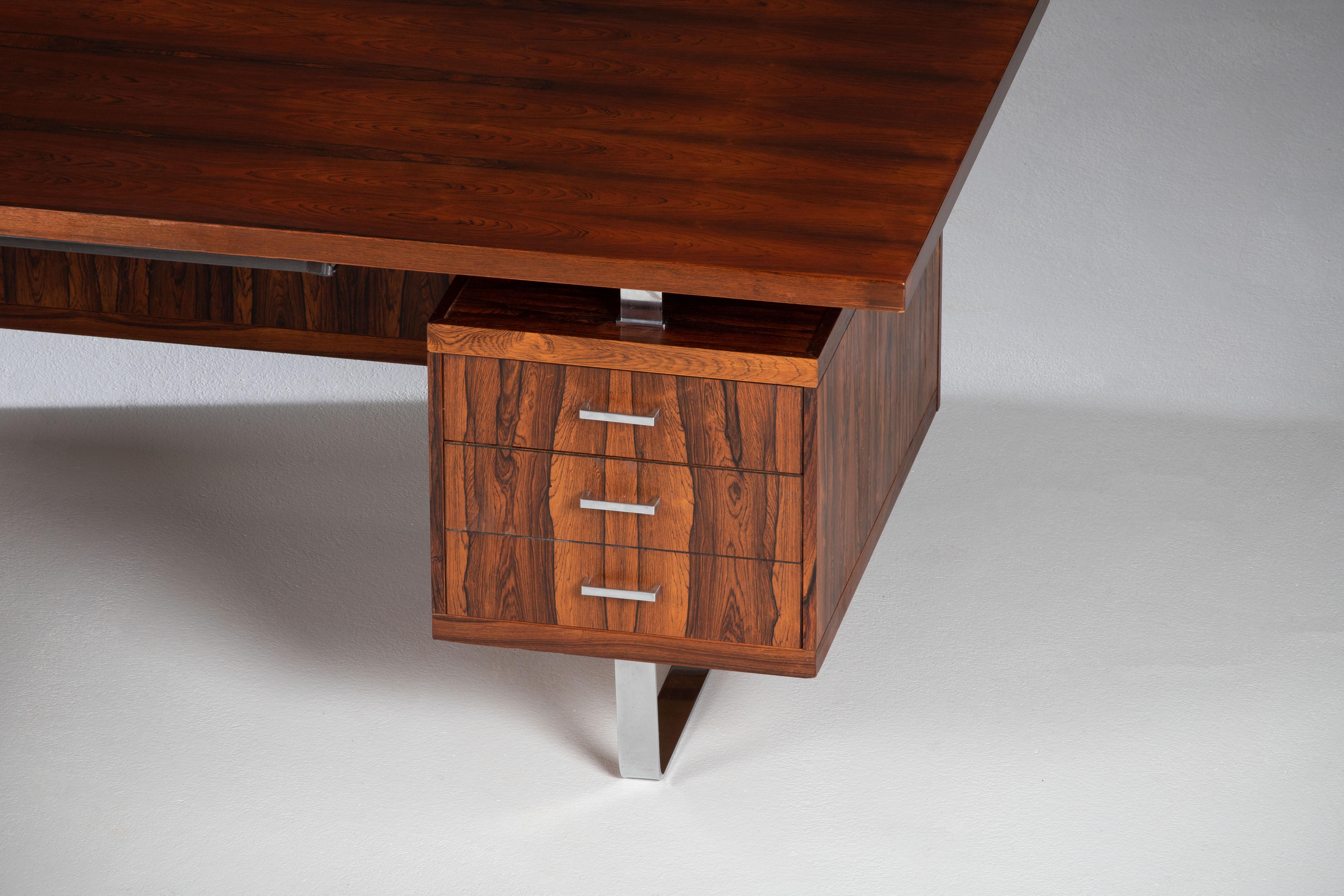 Executive Desk in Rosewood Jørgen Pedersen for E Pedersen & Søn, Denmark 1960's 1