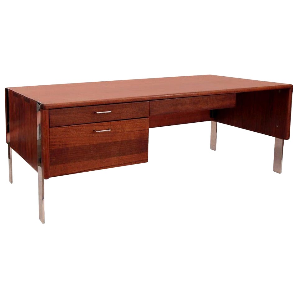 Executive Desk in Sedua 
Steel by Gerald McCabe, 1970s